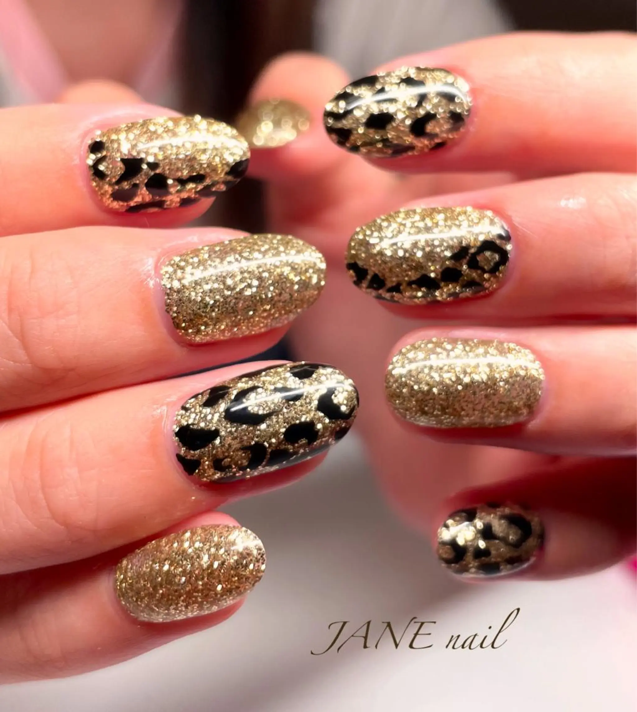 ネイル アニマル柄 フットネイル ゴールド ハンドネイル Nail Salon JANEのネイルデザイン