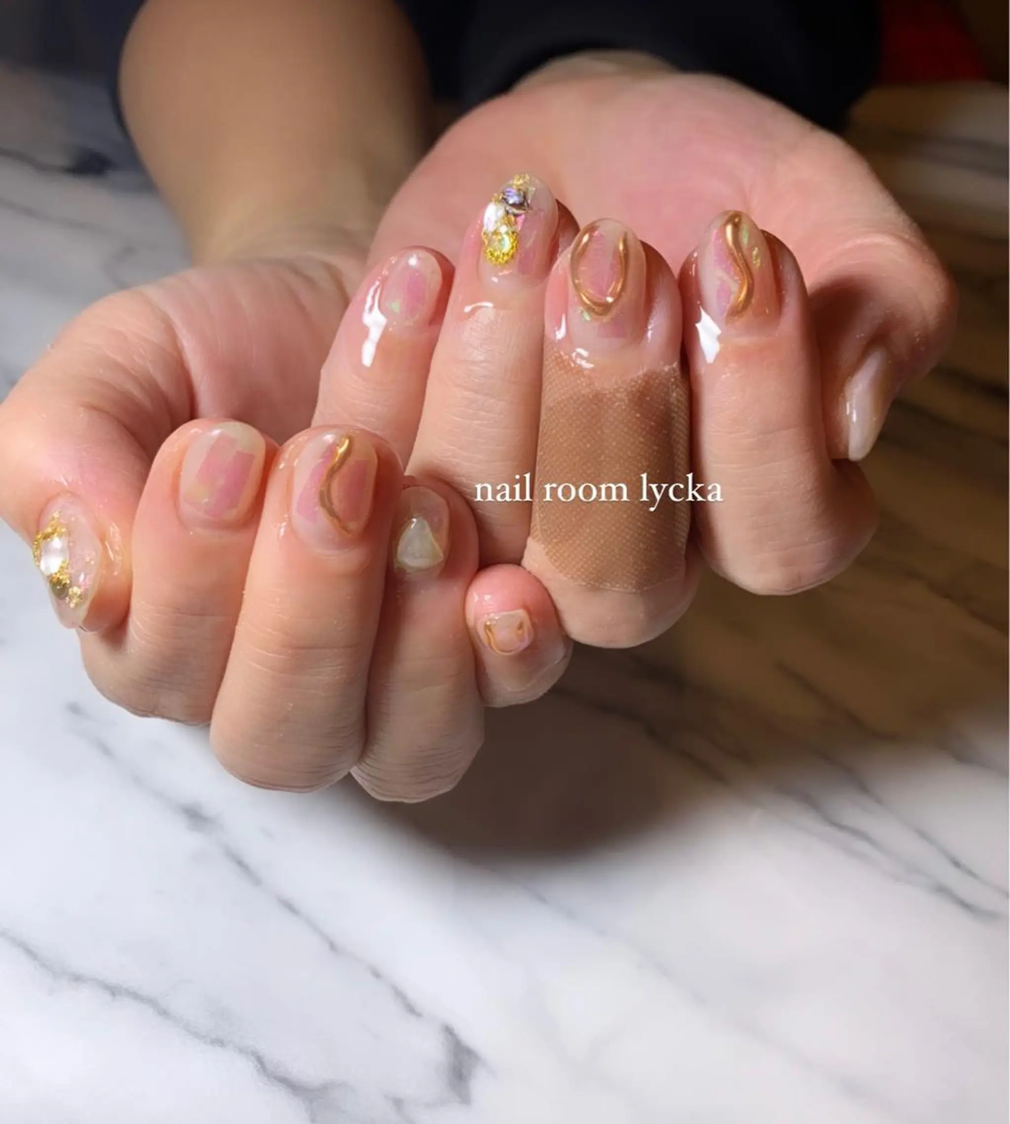 ネイル ﾈｲﾙﾙｰﾑﾘｯｶ 𝐦𝐚𝐲𝐮のネイルデザイン