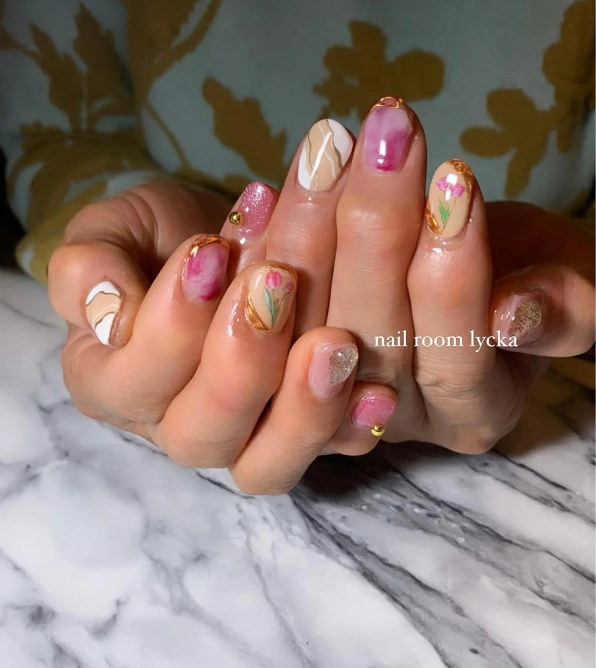 ネイル ﾈｲﾙﾙｰﾑﾘｯｶ 𝐦𝐚𝐲𝐮のネイルデザイン