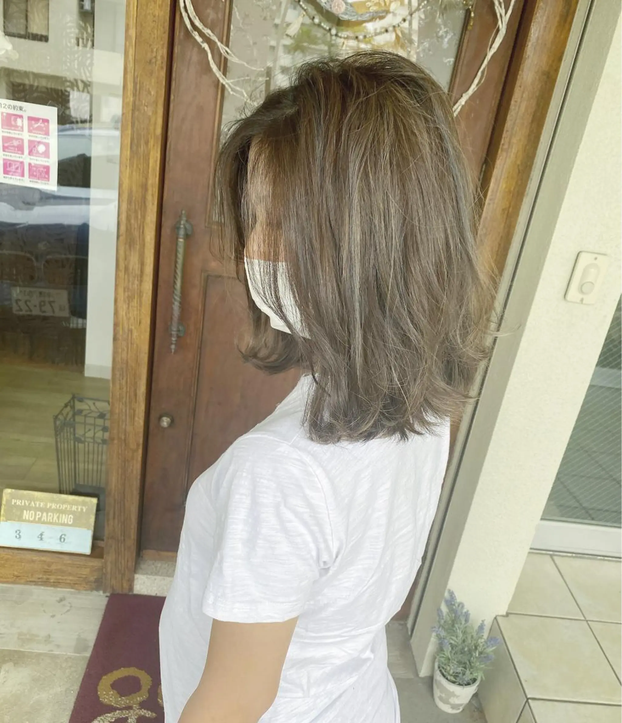 ミディアム カラー バレイヤージュ ハイライトカラー ハイライト レイヤーカット カット ヘアカラー grand juteのヘアスタイル