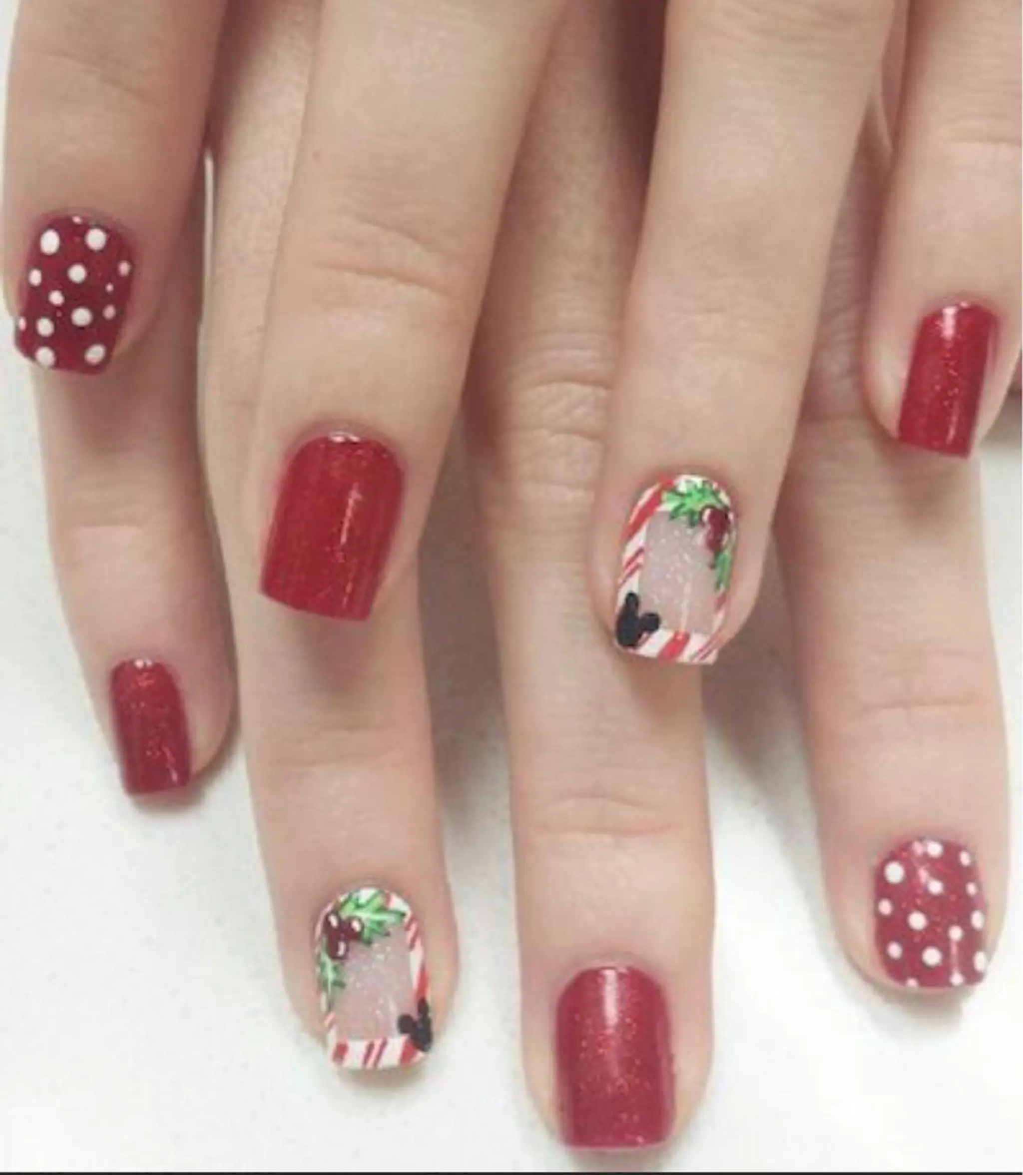 ネイル ハンドネイル ゲン レイカのネイルデザイン