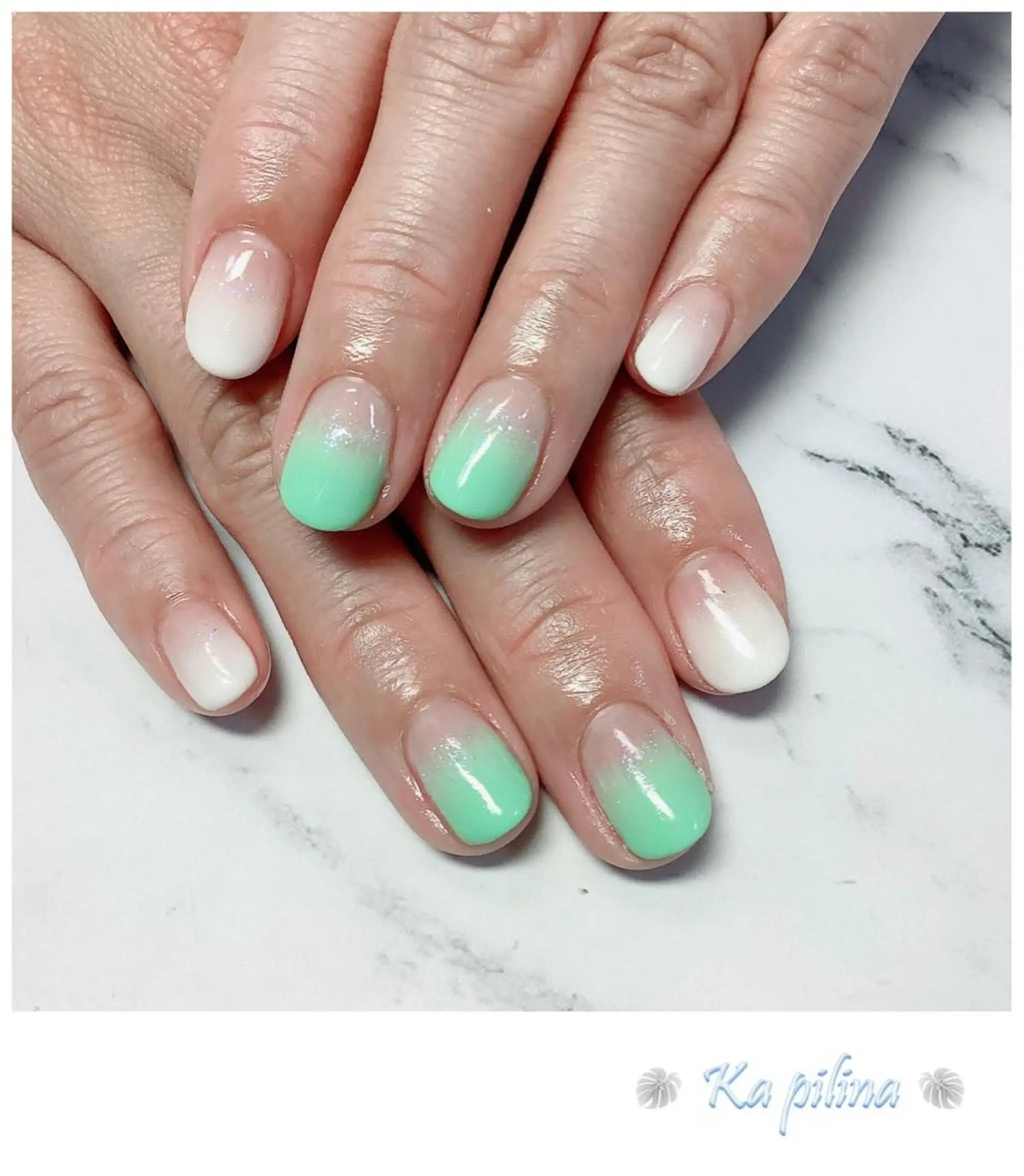 ネイル グラデーション グリーン Nail salon Ka pilinaのネイルデザイン