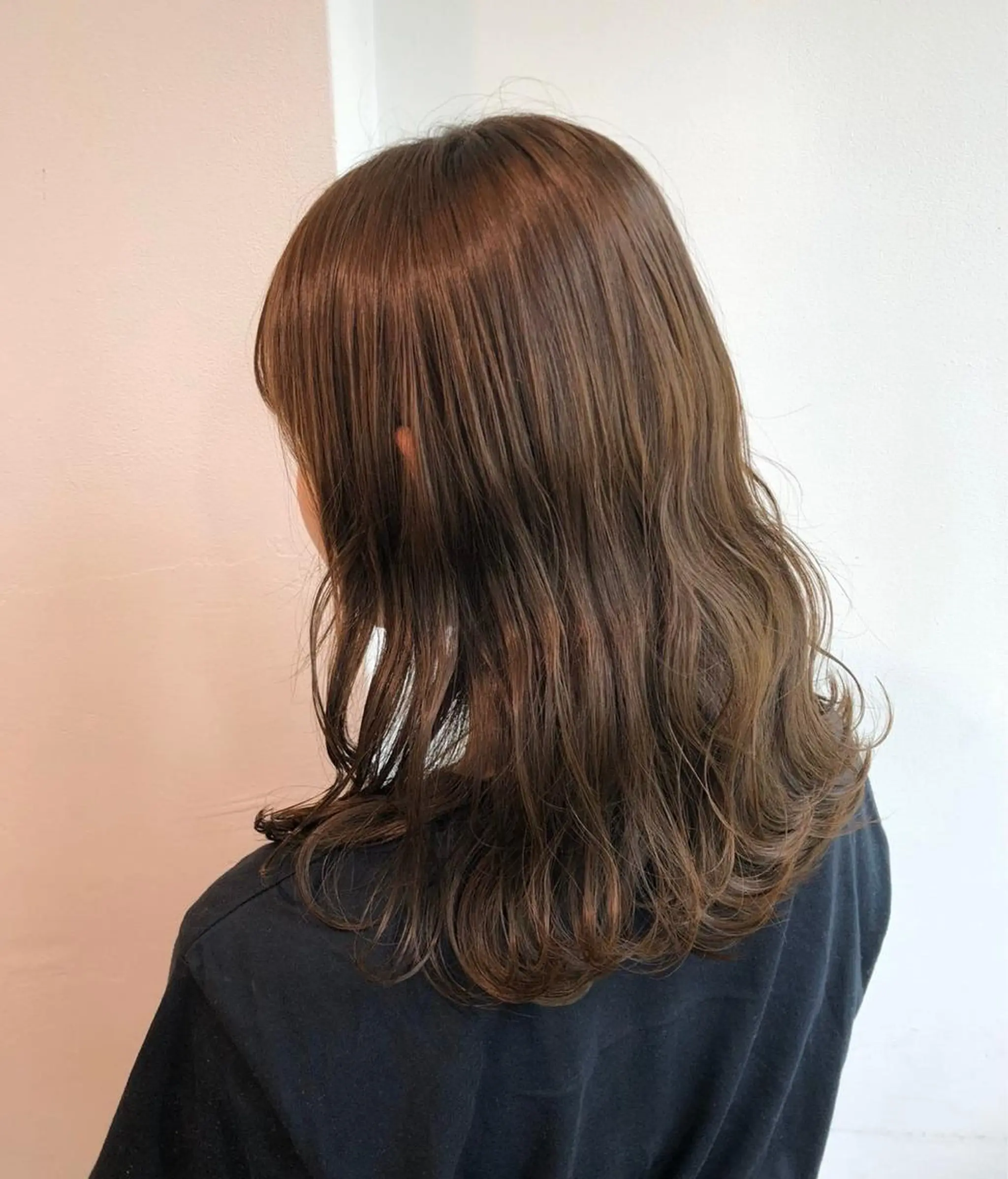 ミディアム ♡透け感カラー 大賀哲平♡のヘアスタイル