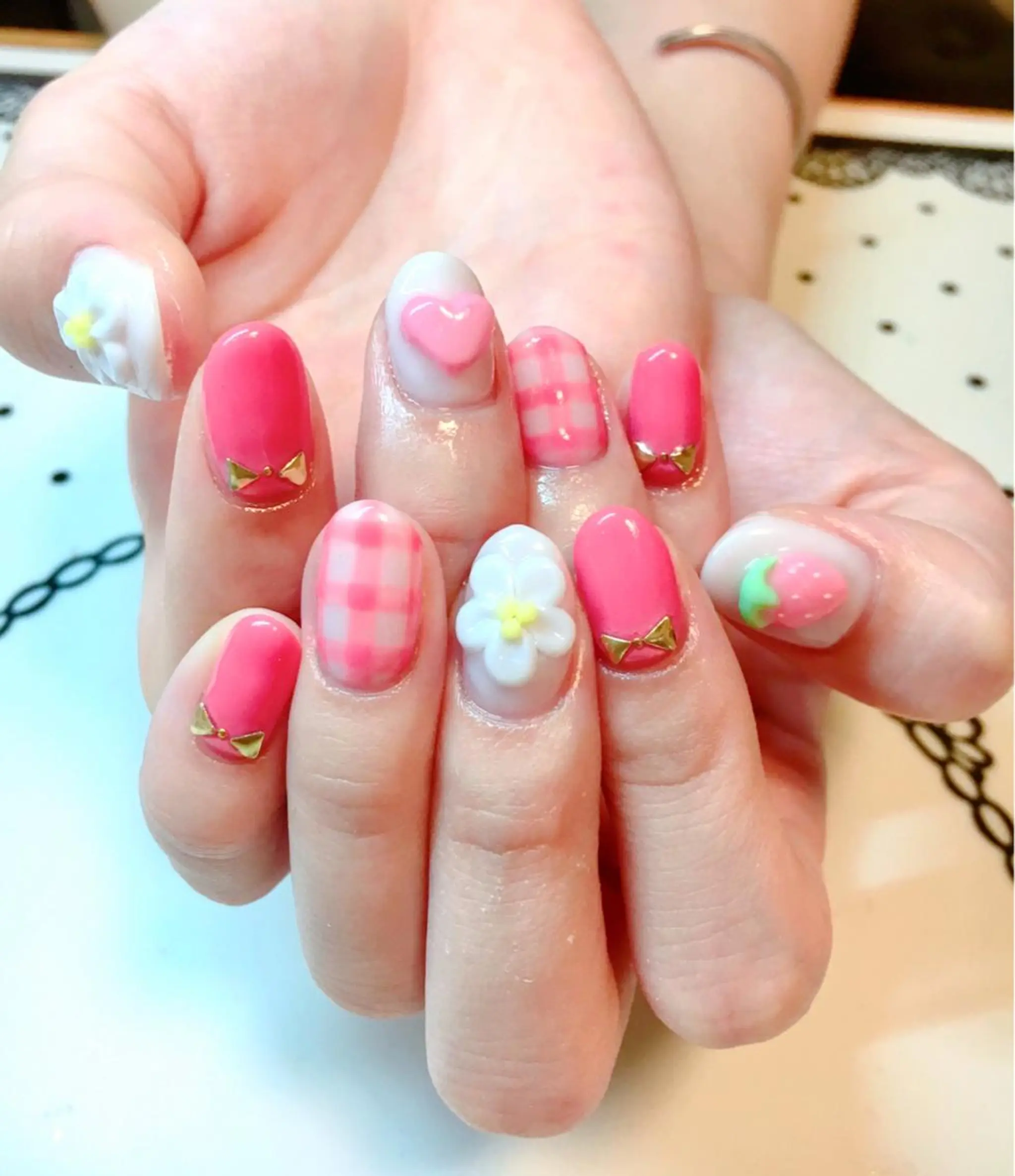ネイル ハンドネイル nailsalon sugarr所属・nailist cocoのネイルデザイン