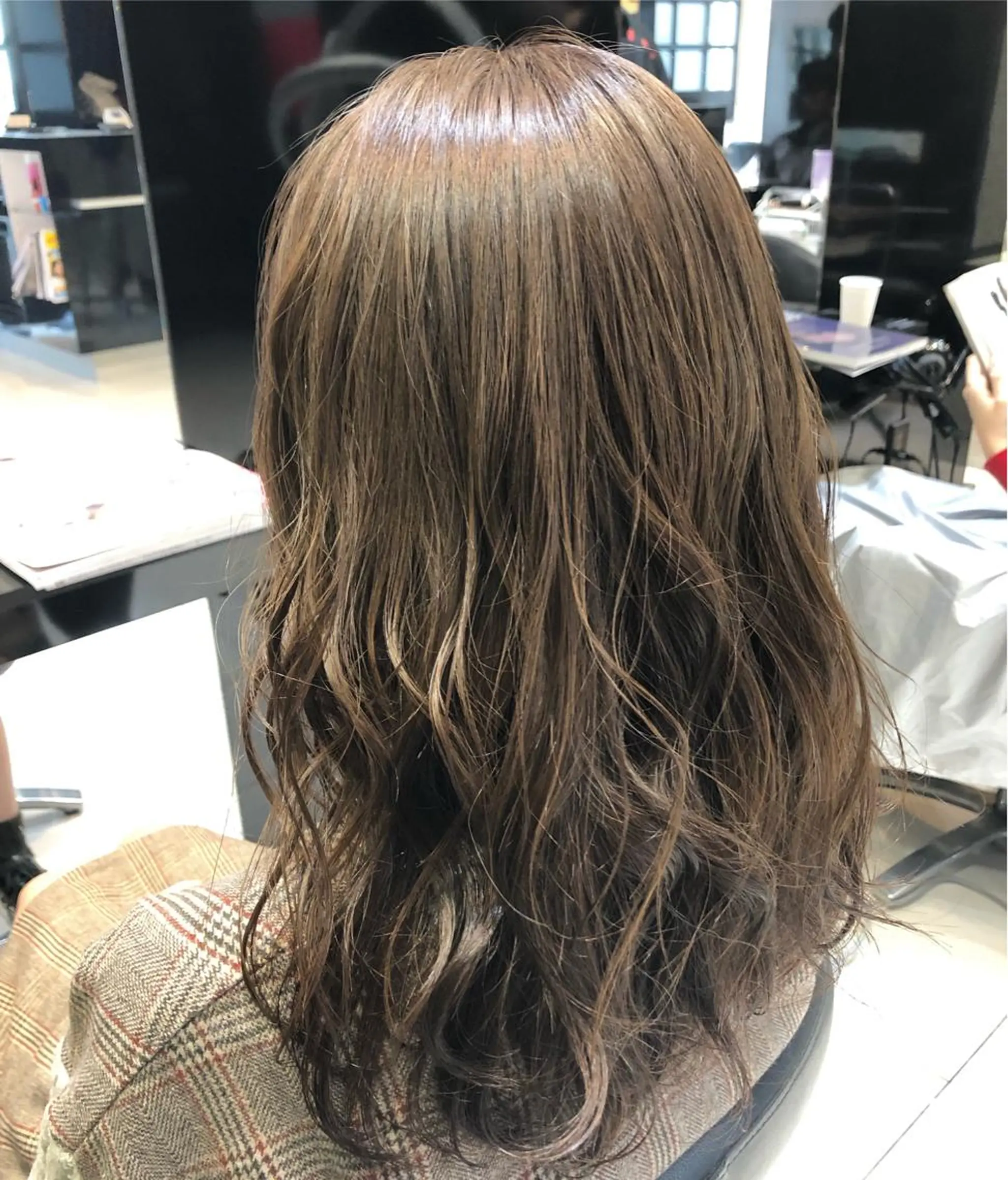 ロング カラー ベージュカラー ブラウンカラー ブラウンベージュ 女性リピ90%🍨 🩷佐藤みずきのヘアスタイル