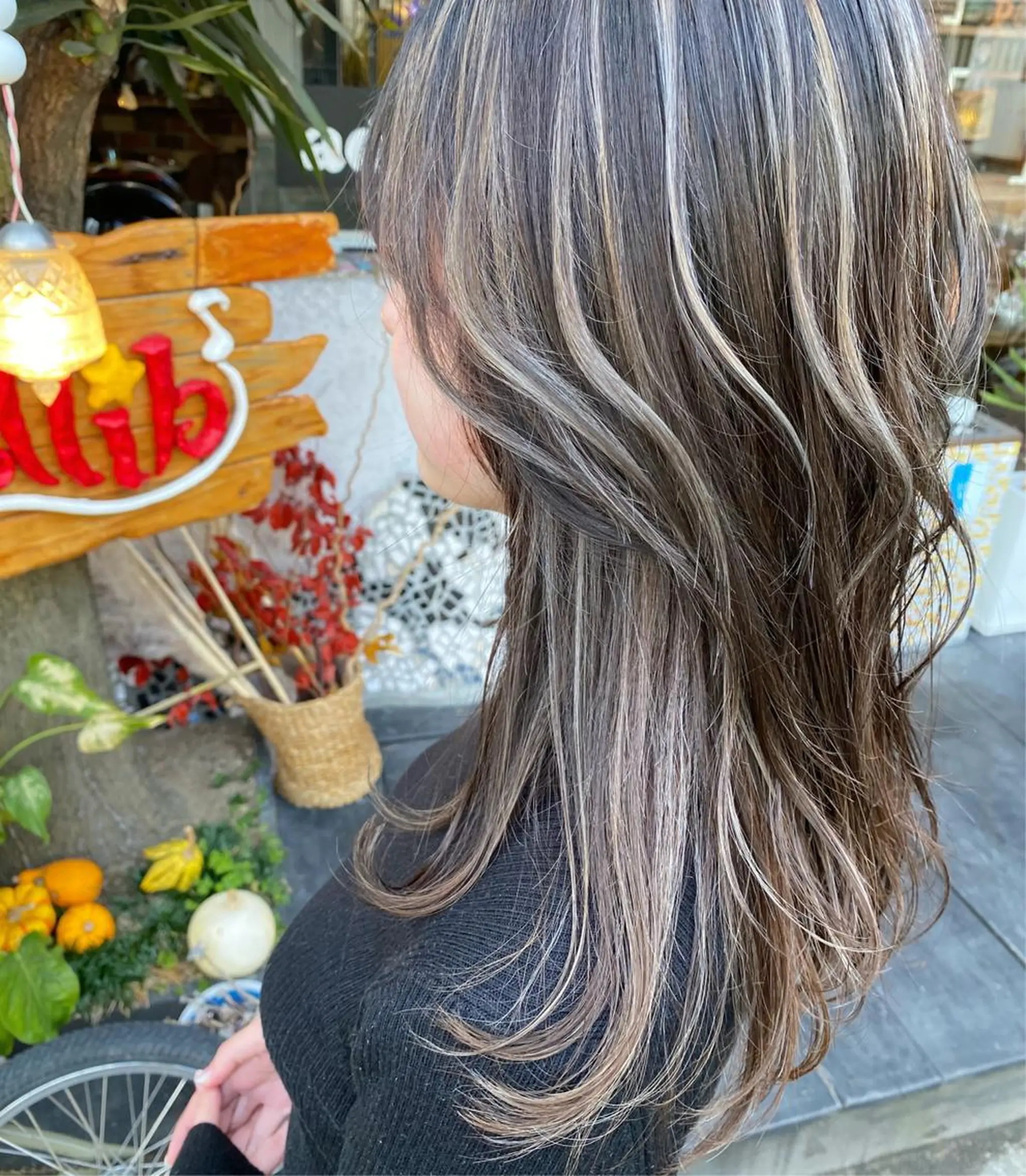 ロング カラー ハイライトカラー ハイライト ヘアカラー トリートメント 玉木 育実のヘアスタイル