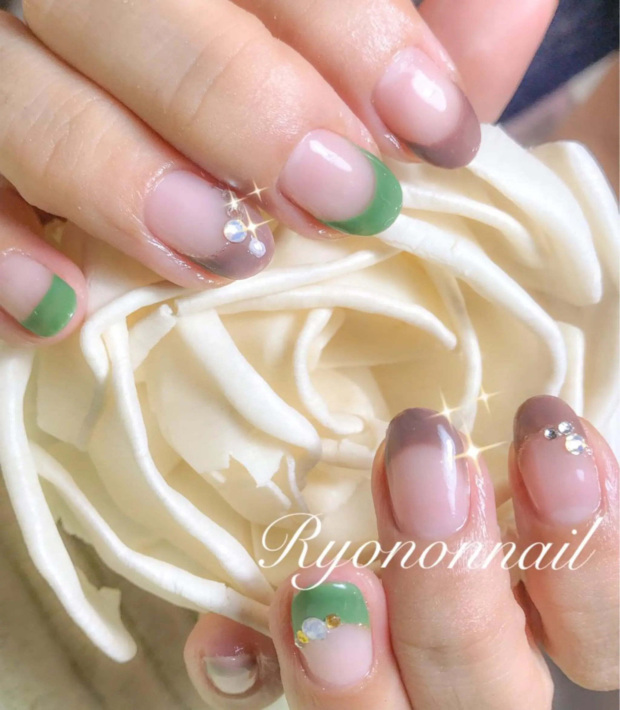 ネイル Ryononnail(リョノンネイル)所属・Ryononnail 上谷典子のネイルデザイン