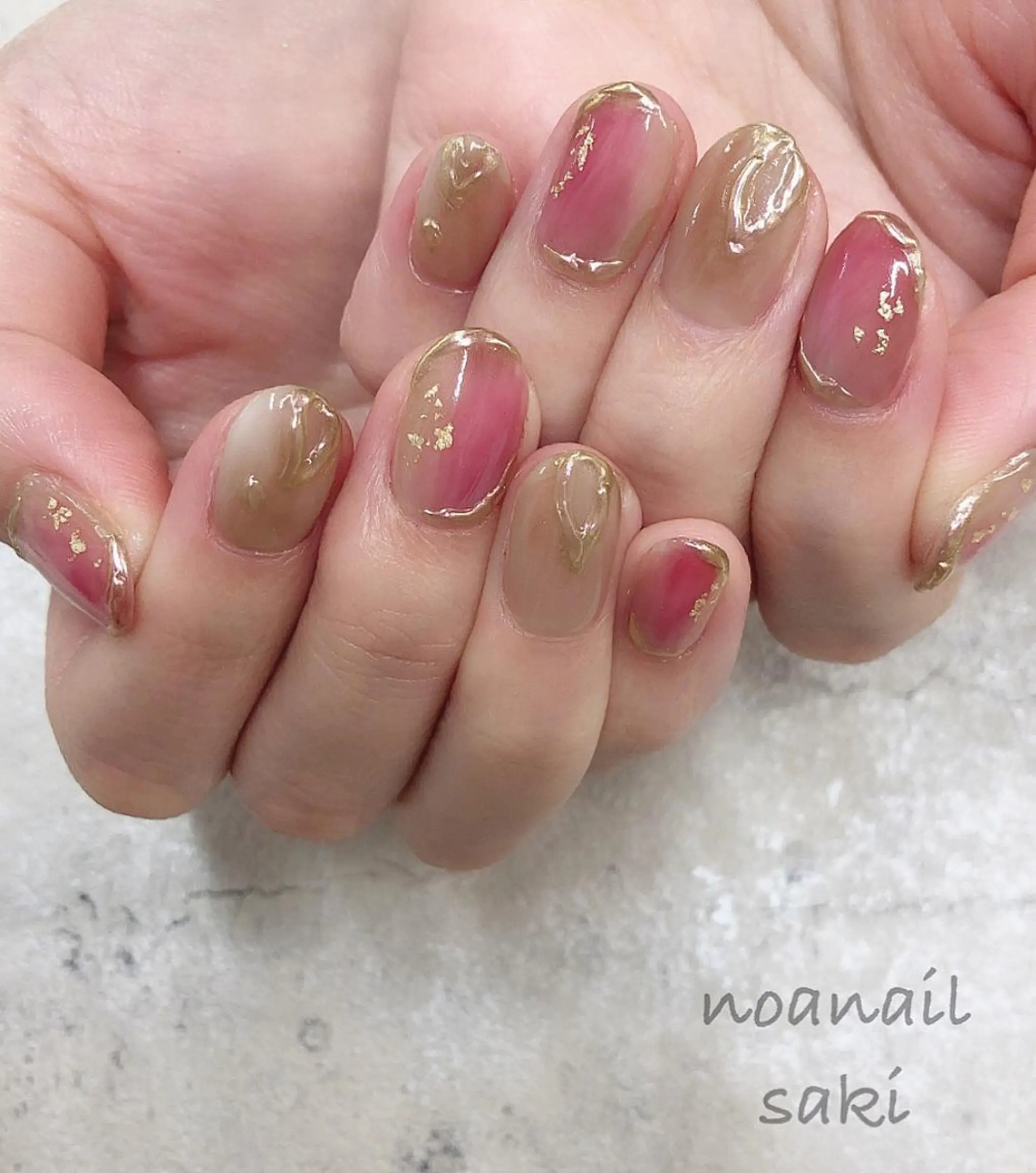 ネイル アートネイル ジェルネイル ミラーネイル ニュアンスネイル パラジェル nailsalon noa所属・nailist sakiのネイルデザイン