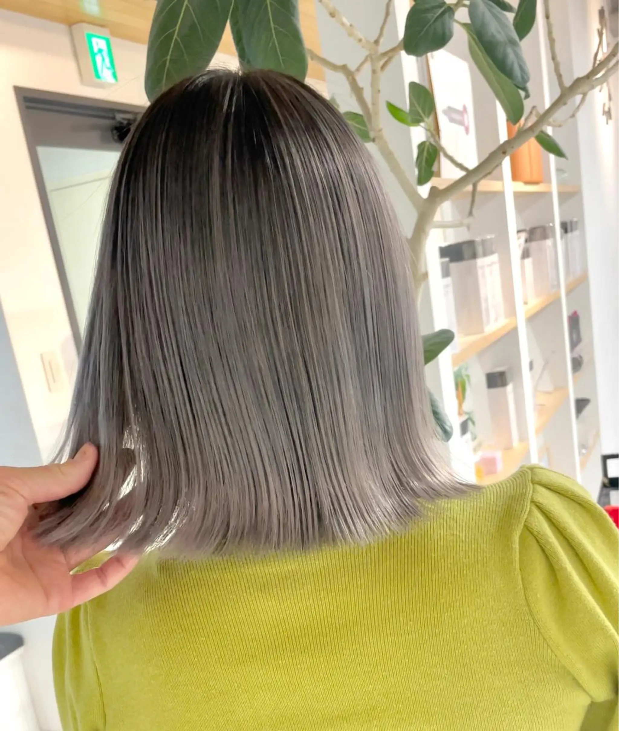 ショート ヘアカラー トリートメント 神戸でブリーチなら puty/レイヤーのヘアスタイル