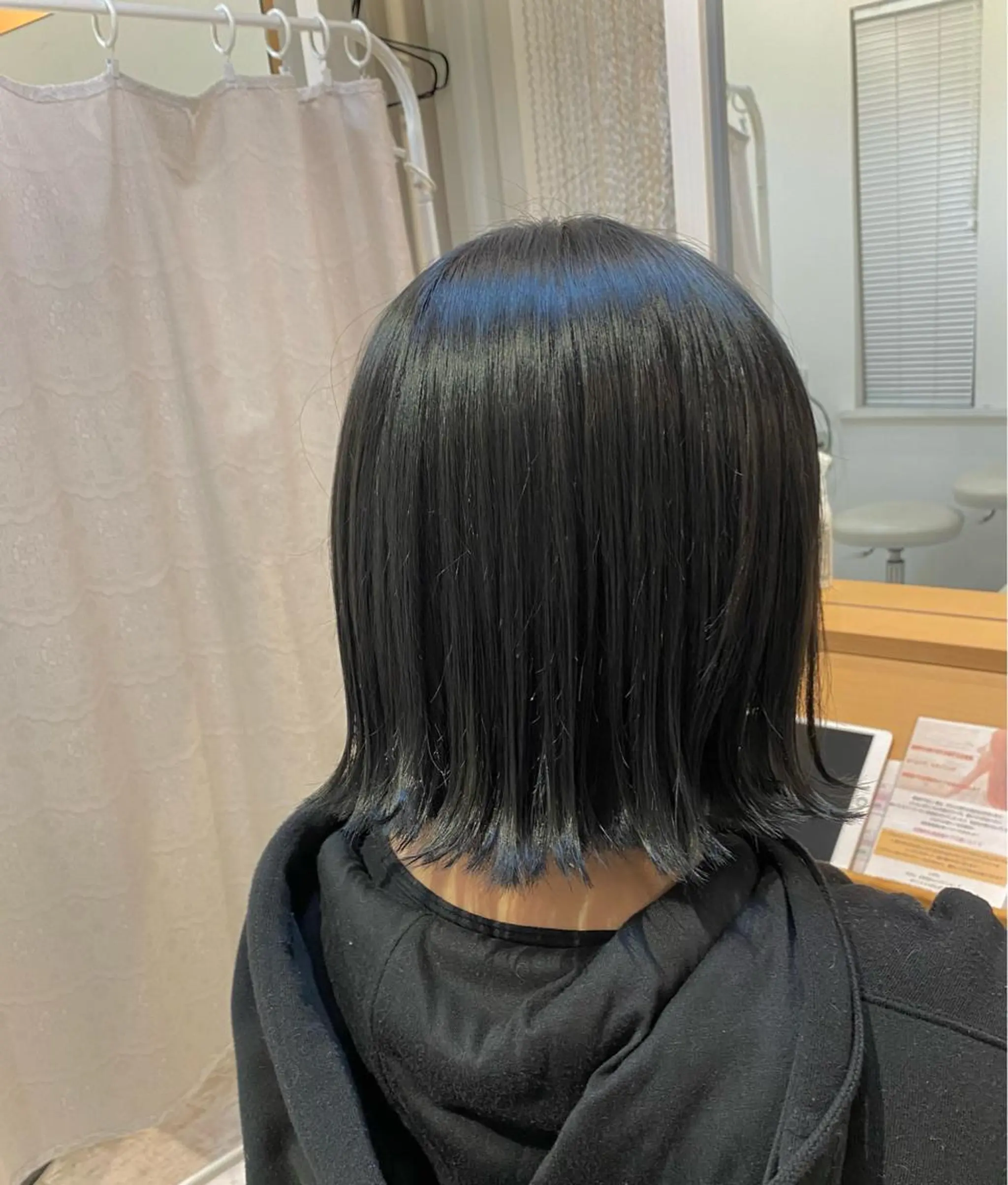 ミディアム カラー ブリーチ ブルーカラー ブルーグレー ケアブリーチ 透明感カラー ブリーチなしWカラー /酸性ストレート河本のヘアスタイル