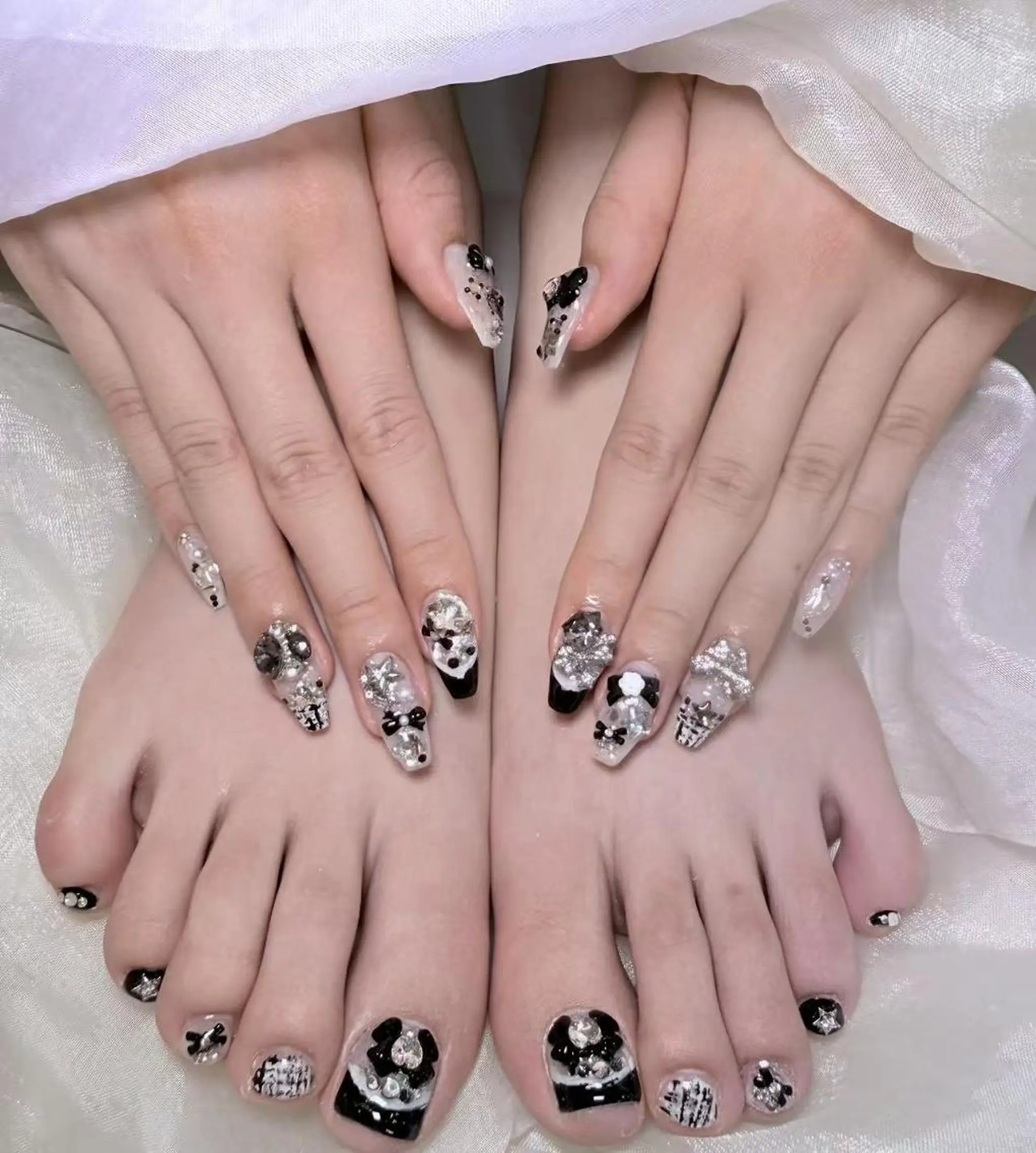 ネイル 🦋ネイルサロン ブラン🌈ゆりのネイルデザイン