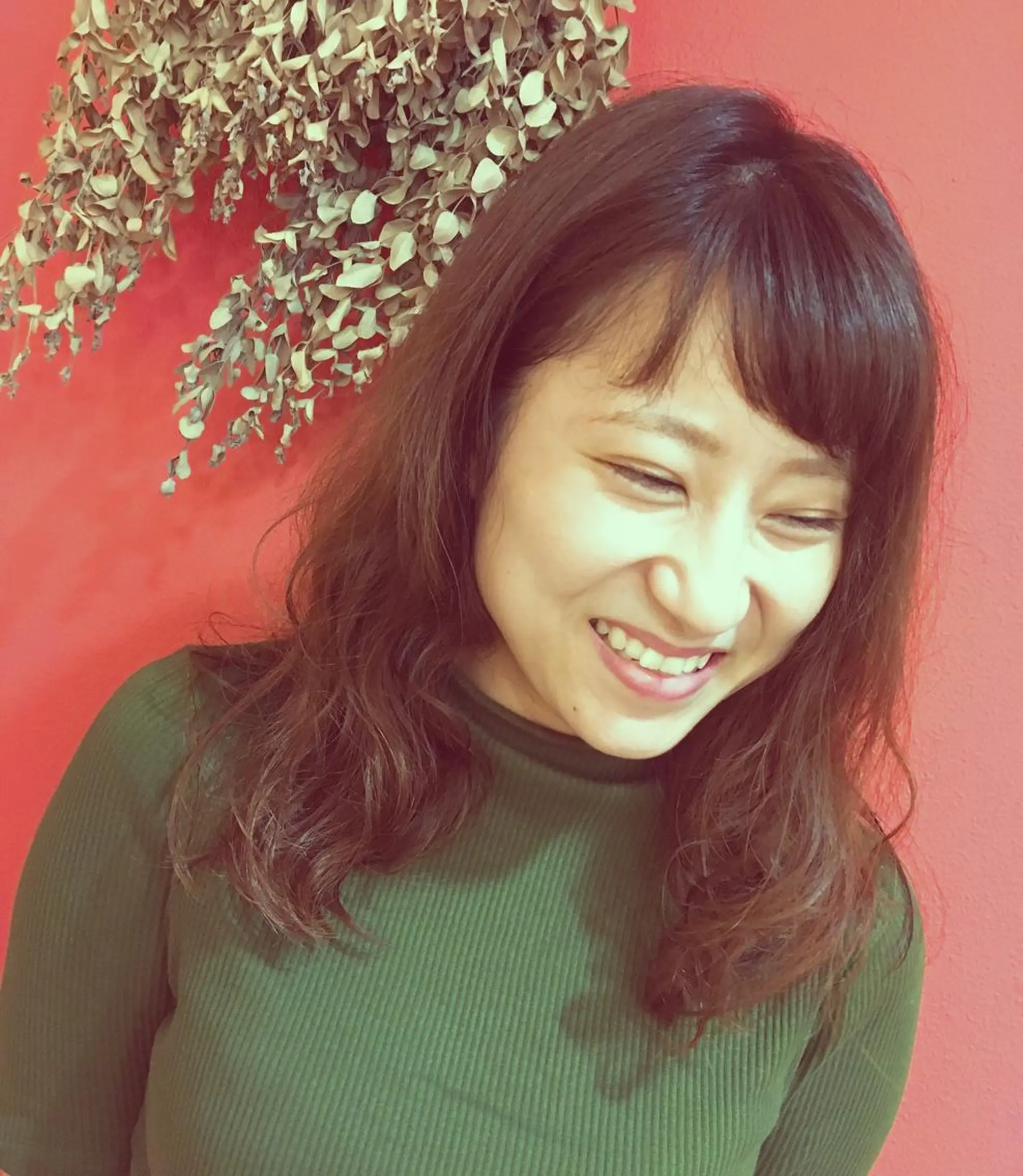 ロング パーマ 房野 亜佑美のヘアスタイル