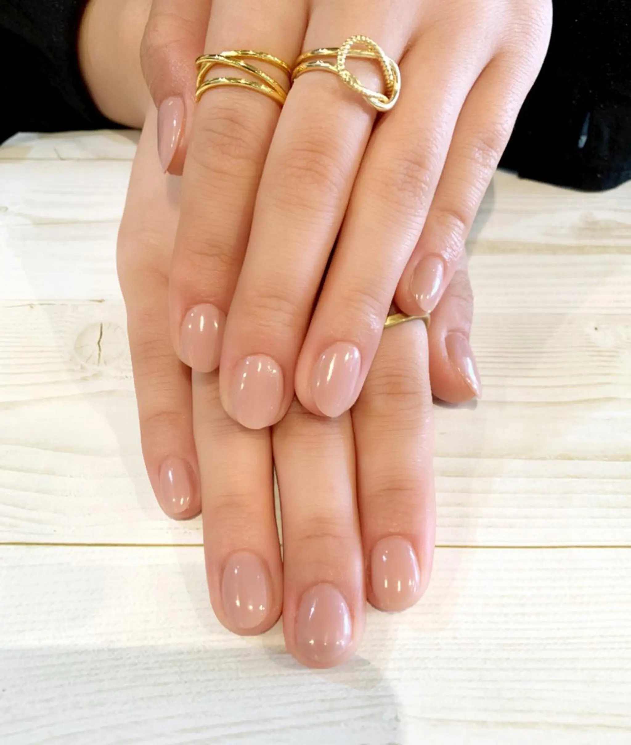 ネイル ワンカラーネイル ピンク ピンクベージュ 赤木 理紗のマツエク・マツパデザイン