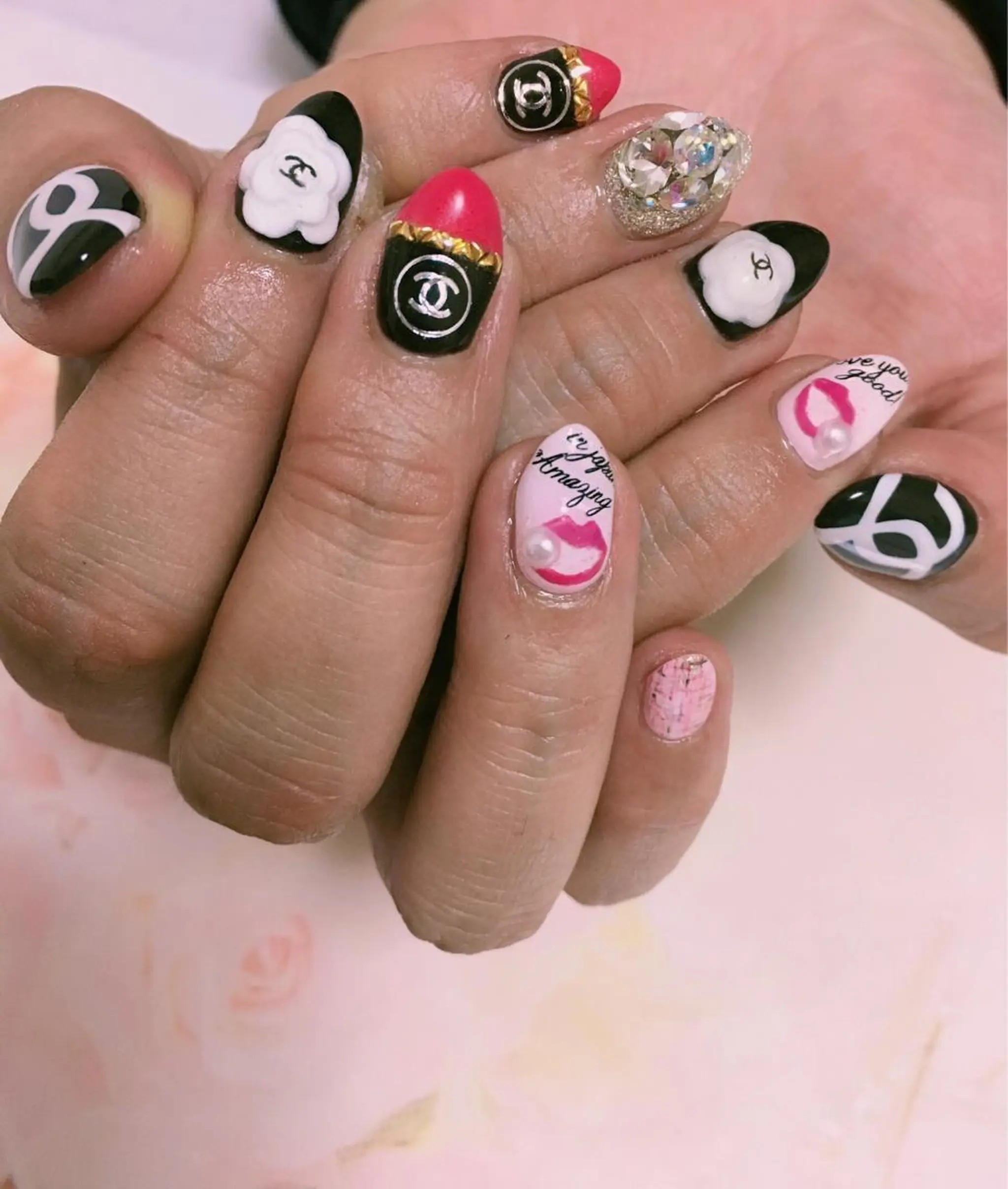 ネイル a yakaのネイルデザイン