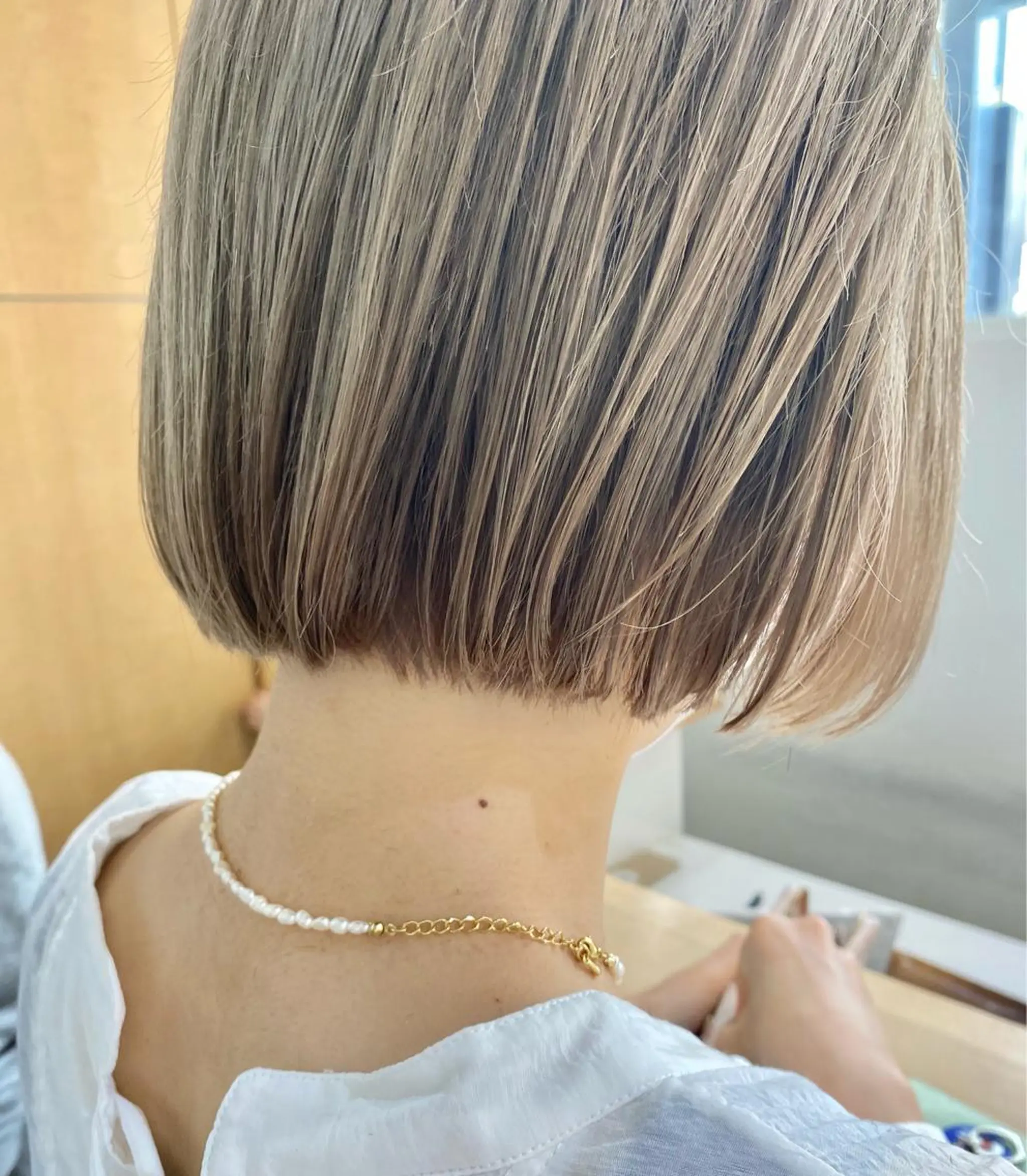 ショート カラー ベージュカラー ハイトーンカラー ヘアカラー 森貴裕/ベージュ/ パーマ/オリーブのヘアスタイル