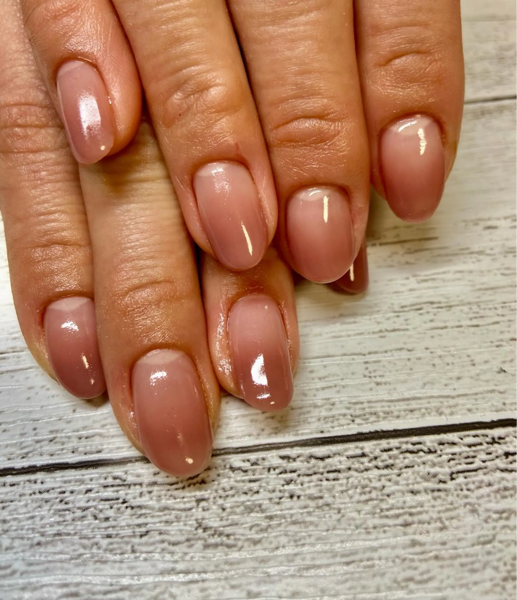 ネイル グラデーション シンプルネイル NailandEye Lucaのネイルデザイン