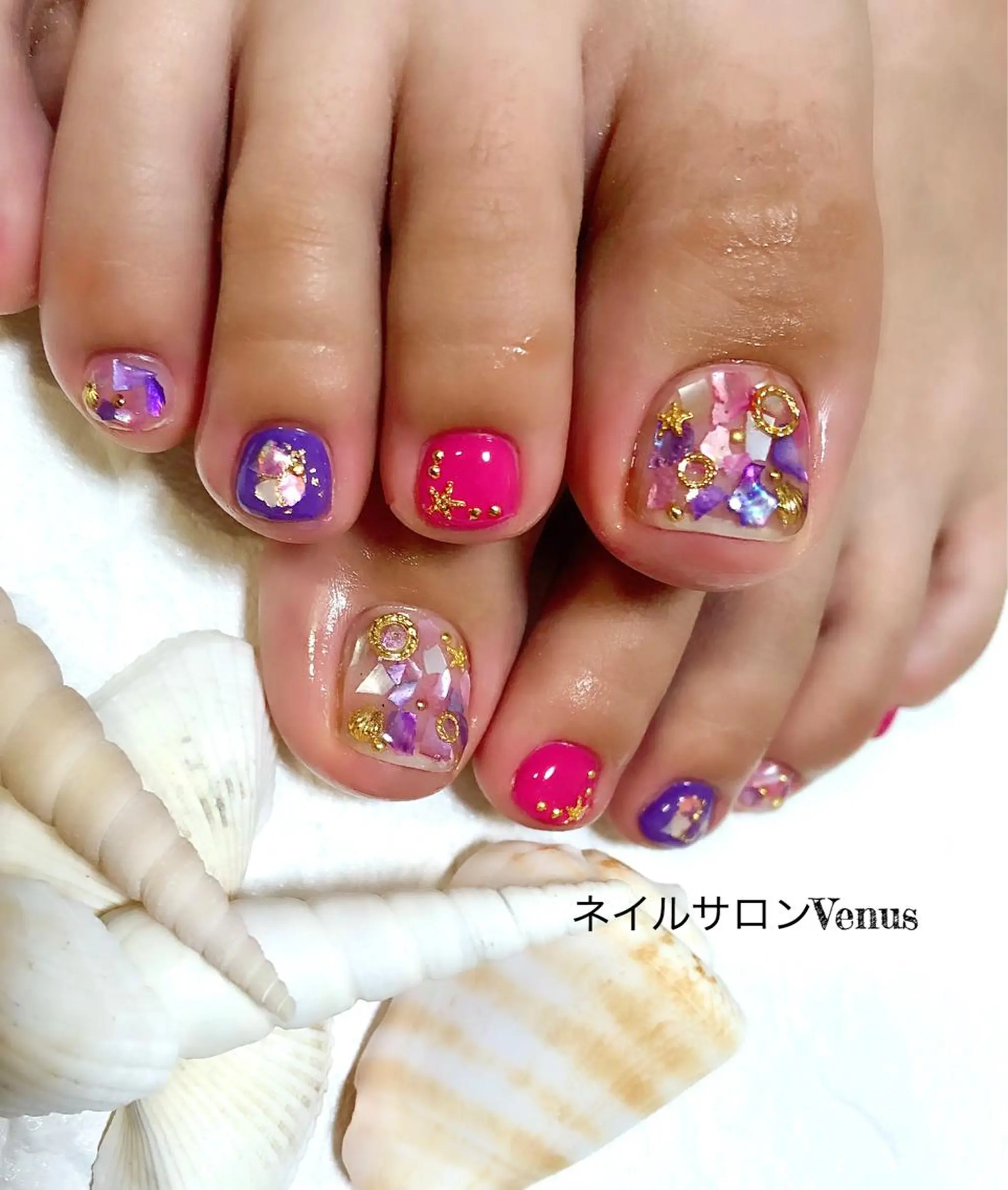 ネイル フットネイル フットネイル Nail salon Venusのネイルデザイン