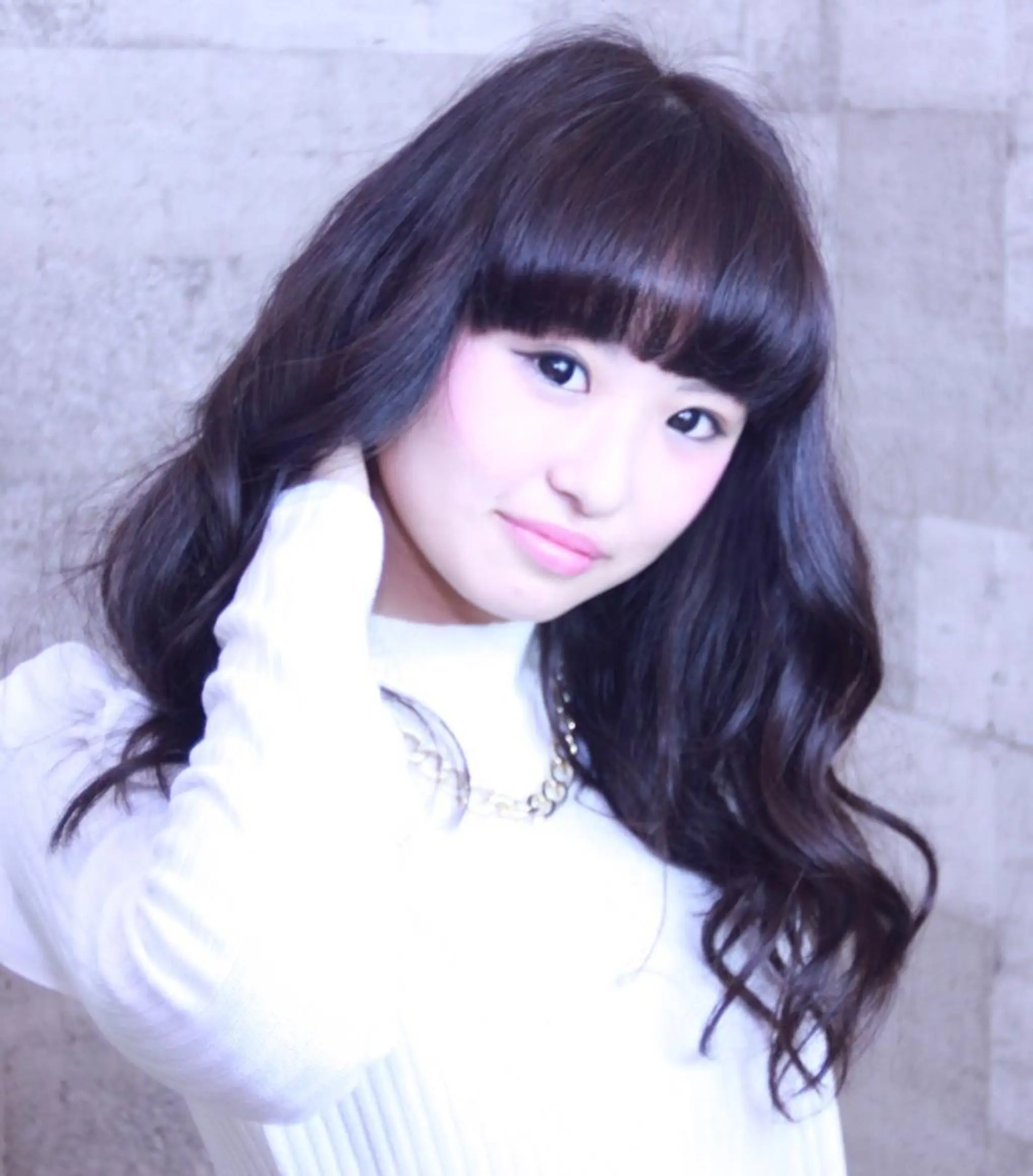 ロング 伊藤 裕貴のヘアスタイル