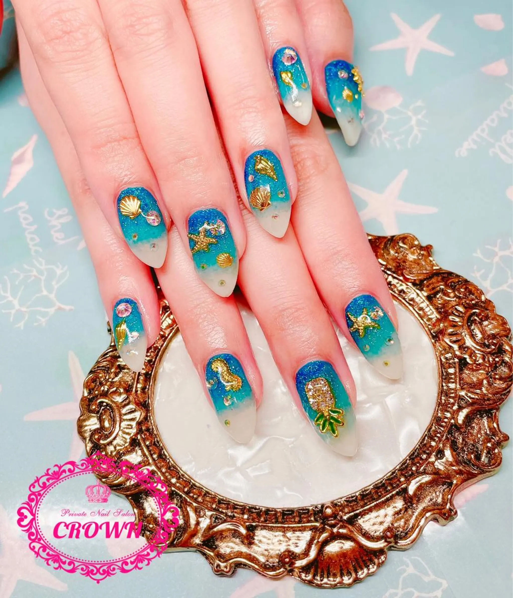 ネイル ハンドネイル CROWN プライベートサロンのネイルデザイン