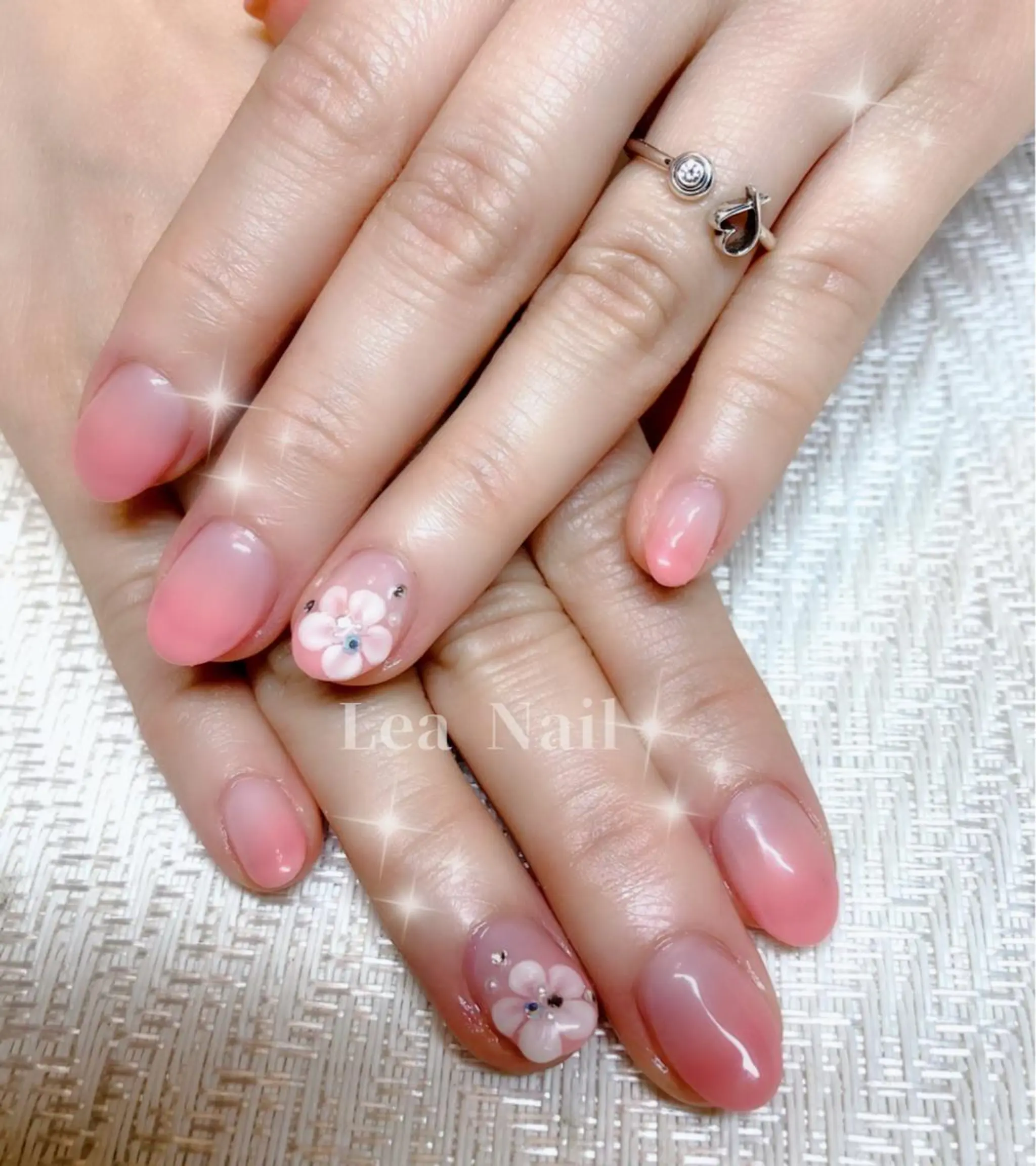 ネイル グラデーション シンプルネイル Lea Nailのネイルデザイン