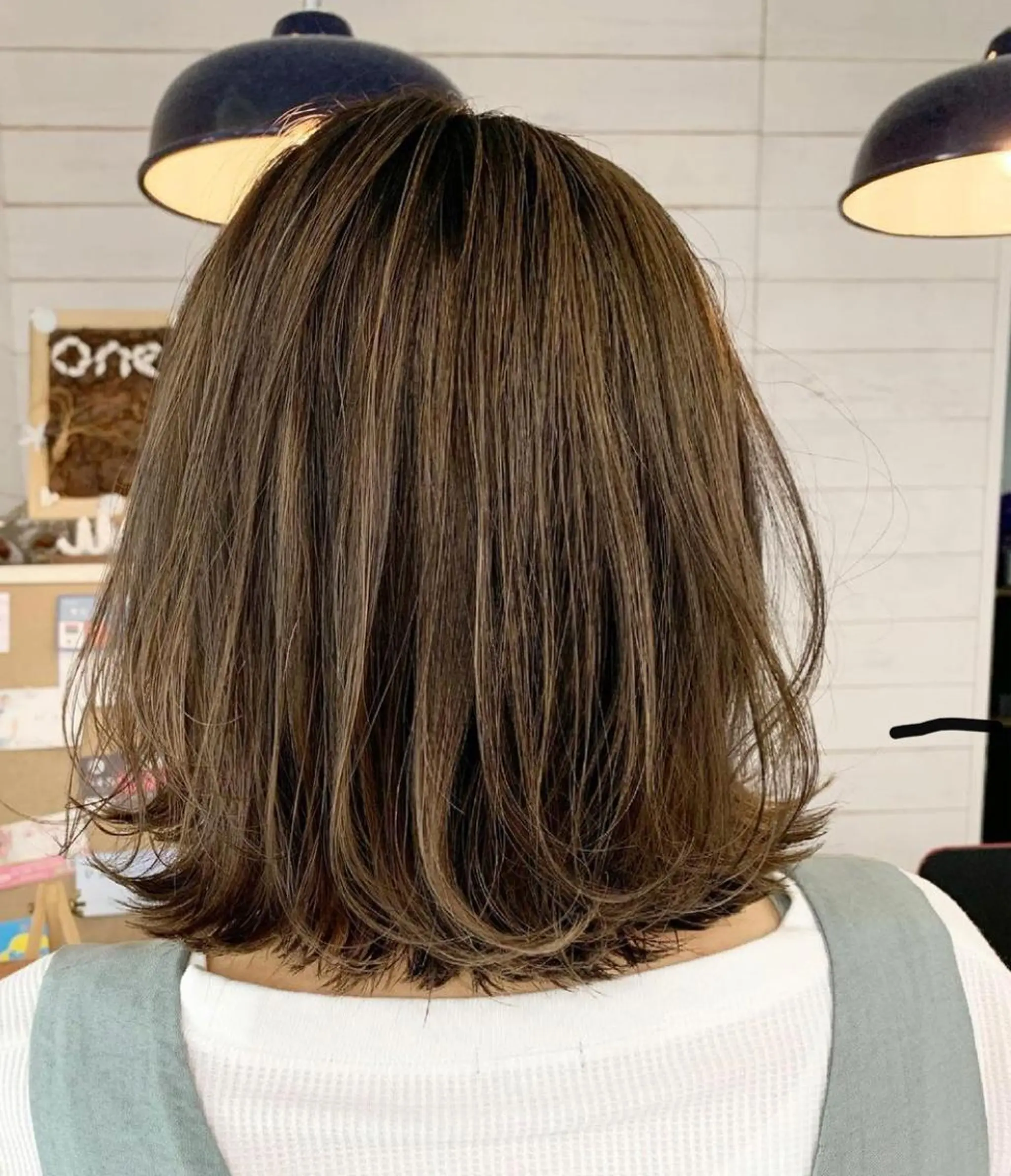 ショート 小川 夏生のヘアスタイル