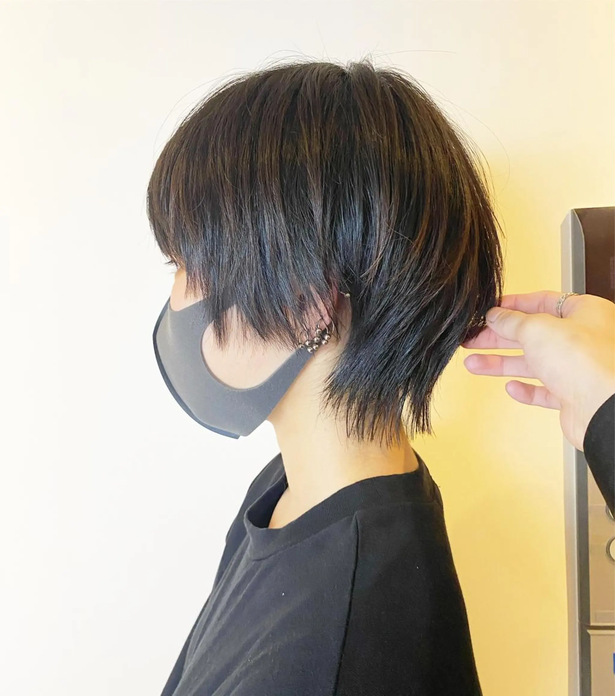 ショート カット トリートメント 大阪ウルフカット ハッシュカットのヘアスタイル