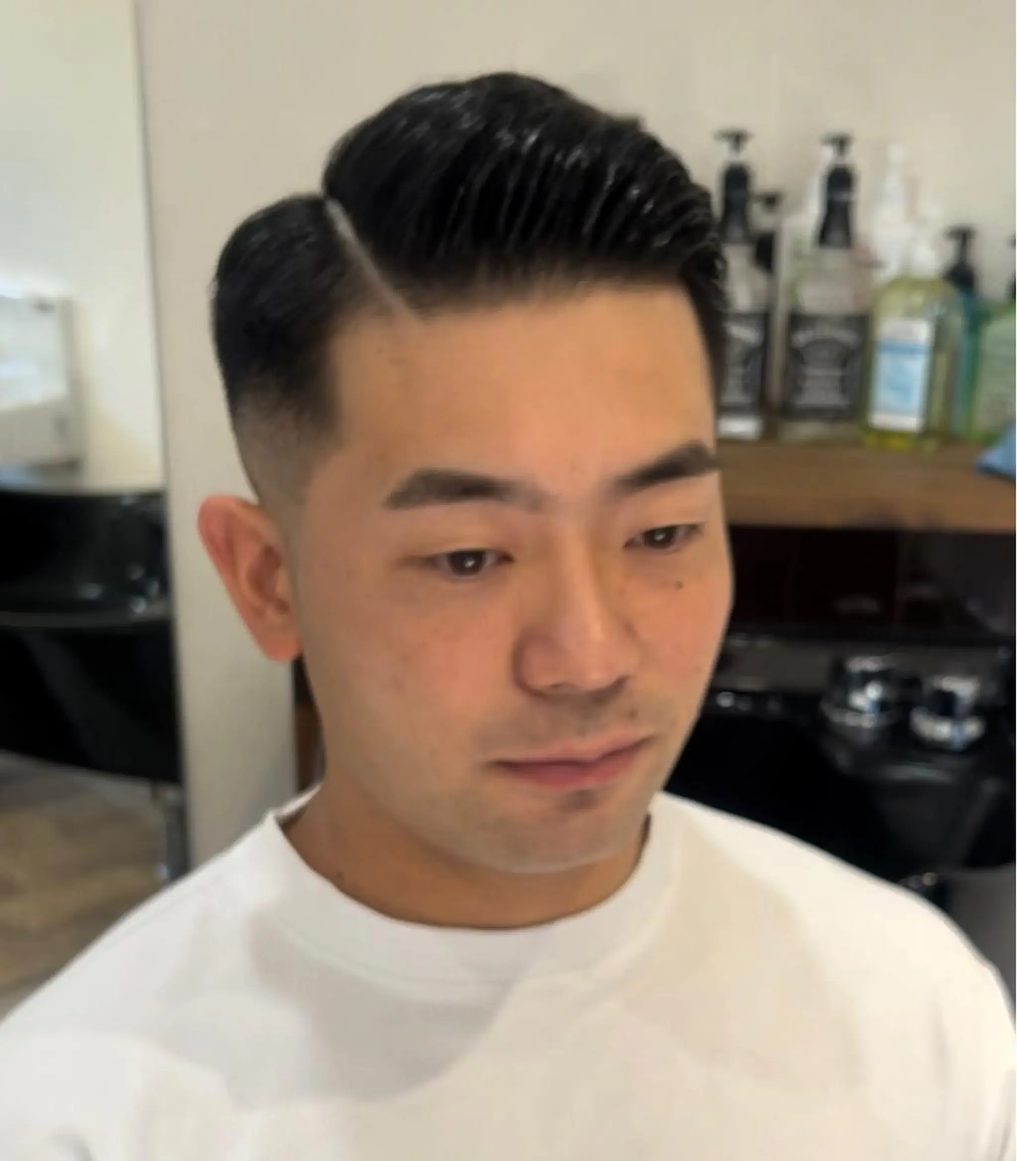 メンズ フェードカット スキンフェード 新宿無料メンズカット 松橋　風弥のヘアスタイル