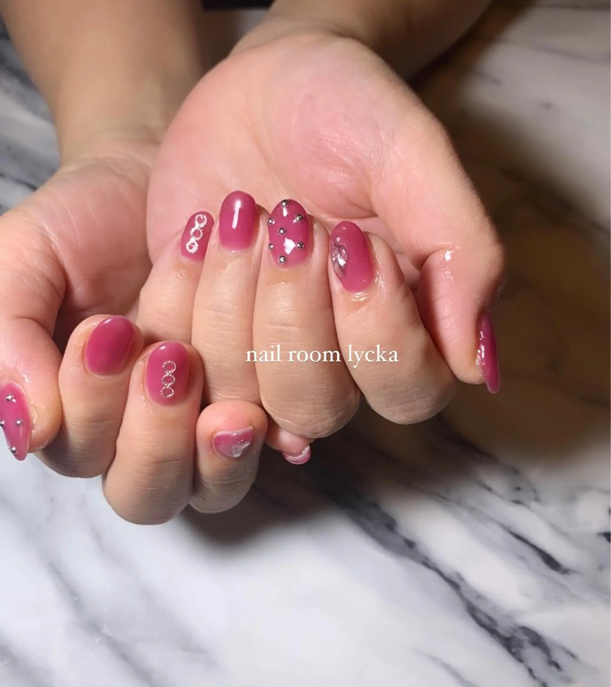 ネイル ﾈｲﾙﾙｰﾑﾘｯｶ 𝐦𝐚𝐲𝐮のネイルデザイン