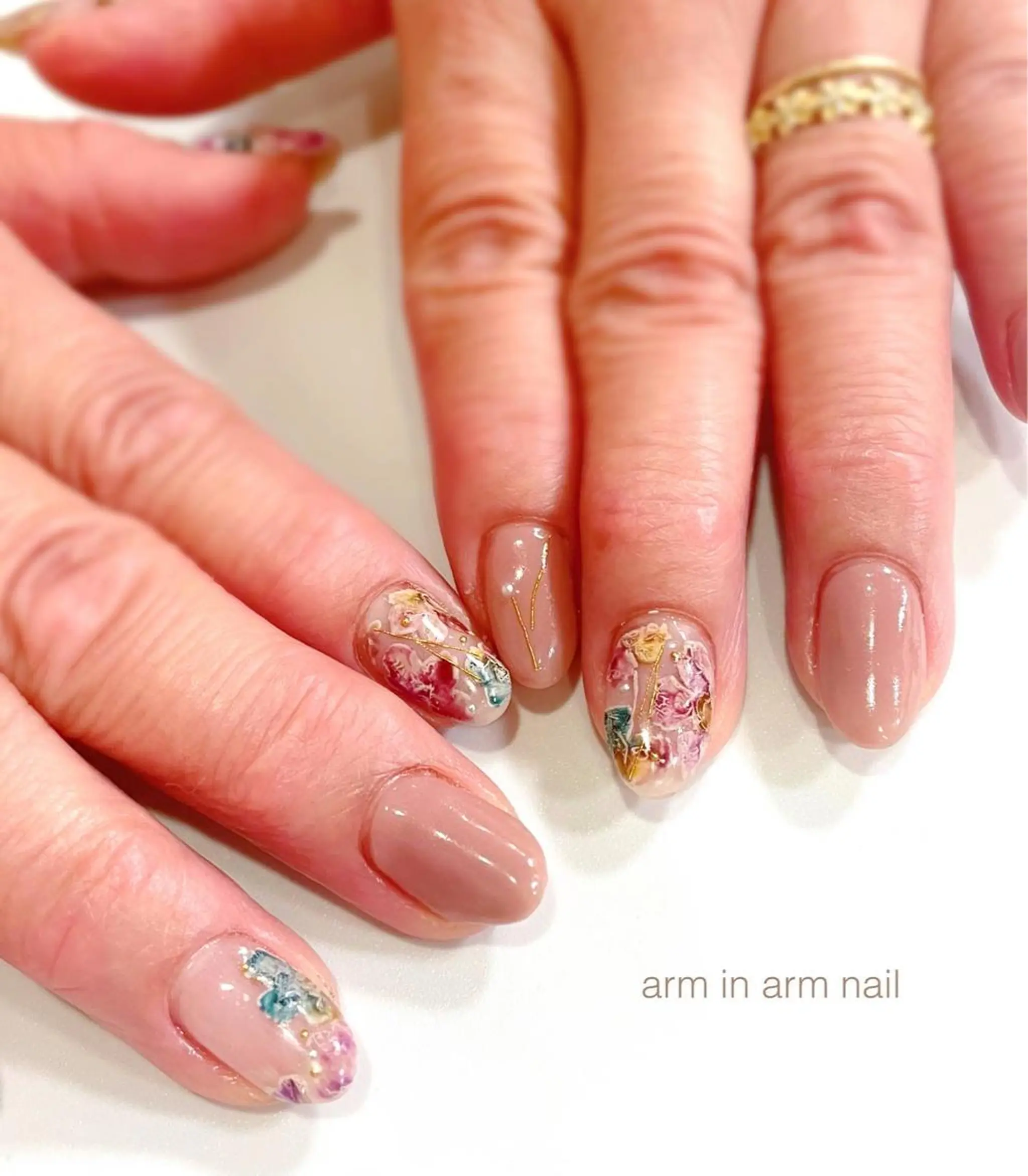 ネイル arm in arm ︎✿Yamamotoのマツエク・マツパデザイン