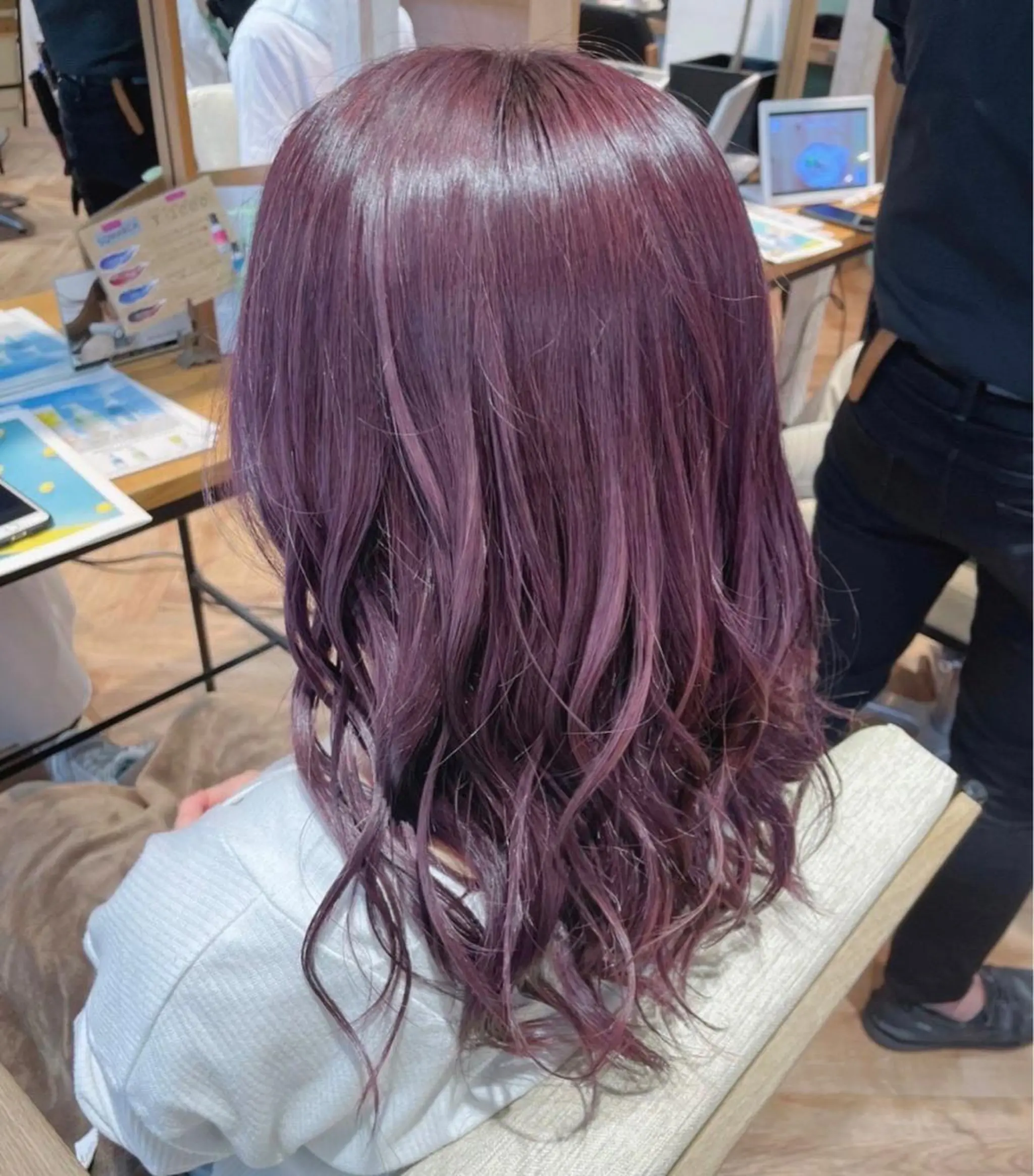 セミロング カラー Chuaile【シュエール】所属・𓏸𓈒𓂃早坂 浩行𓂃𓈒𓏸のヘアスタイル