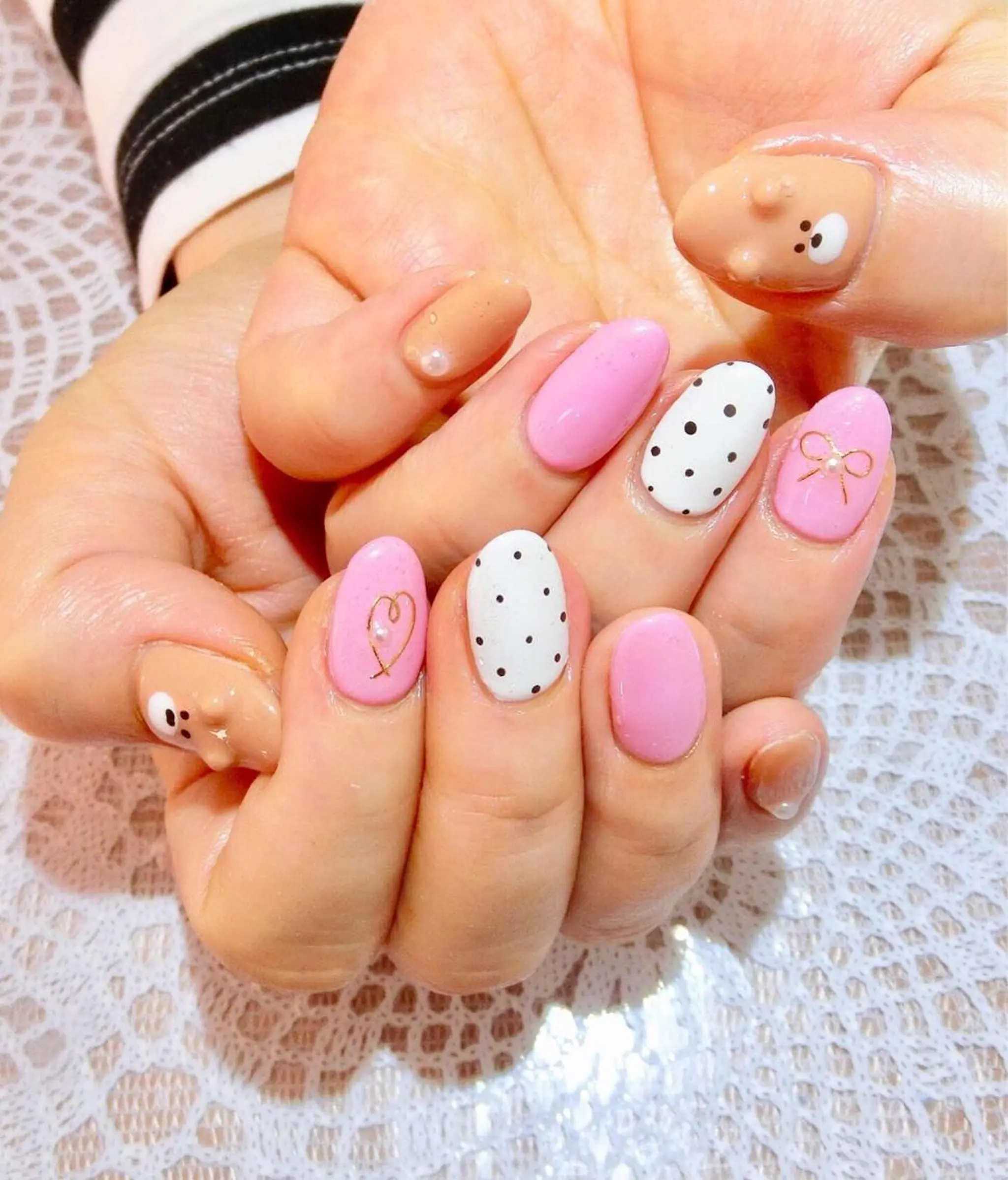 ネイル 🌙都岡 ムーンネイルのネイルデザイン