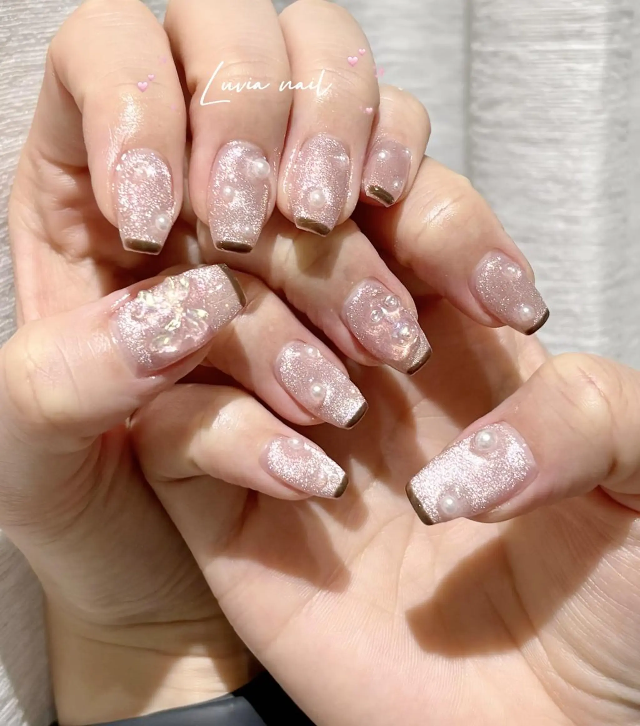 ネイル フレンチネイル キラキラネイル 韓国ネイル マグネットネイル ピンク ハンドネイル 🎀Luvia nail 池袋✨のネイルデザイン