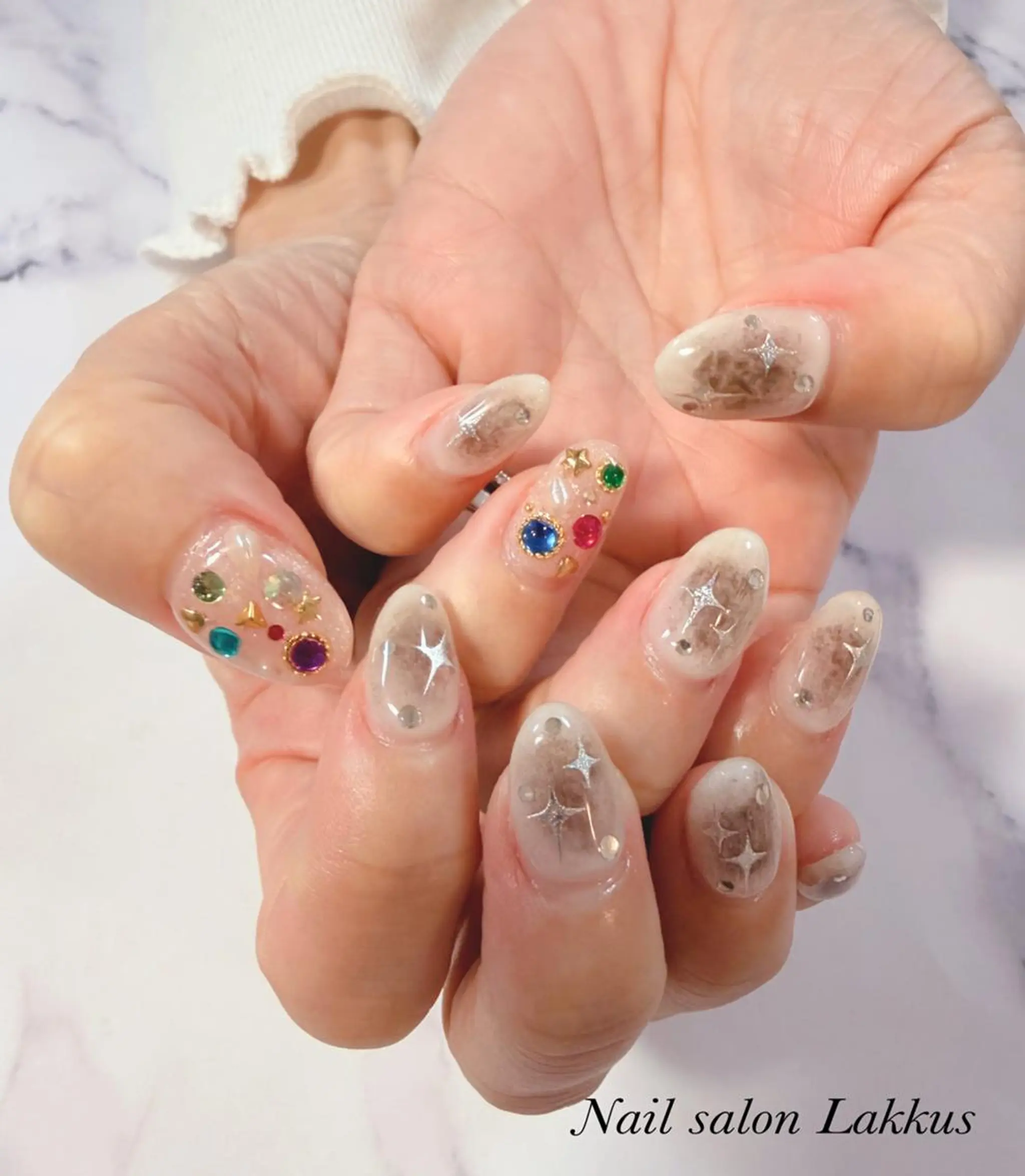 ネイル Lakkus T－CHIのネイルデザイン
