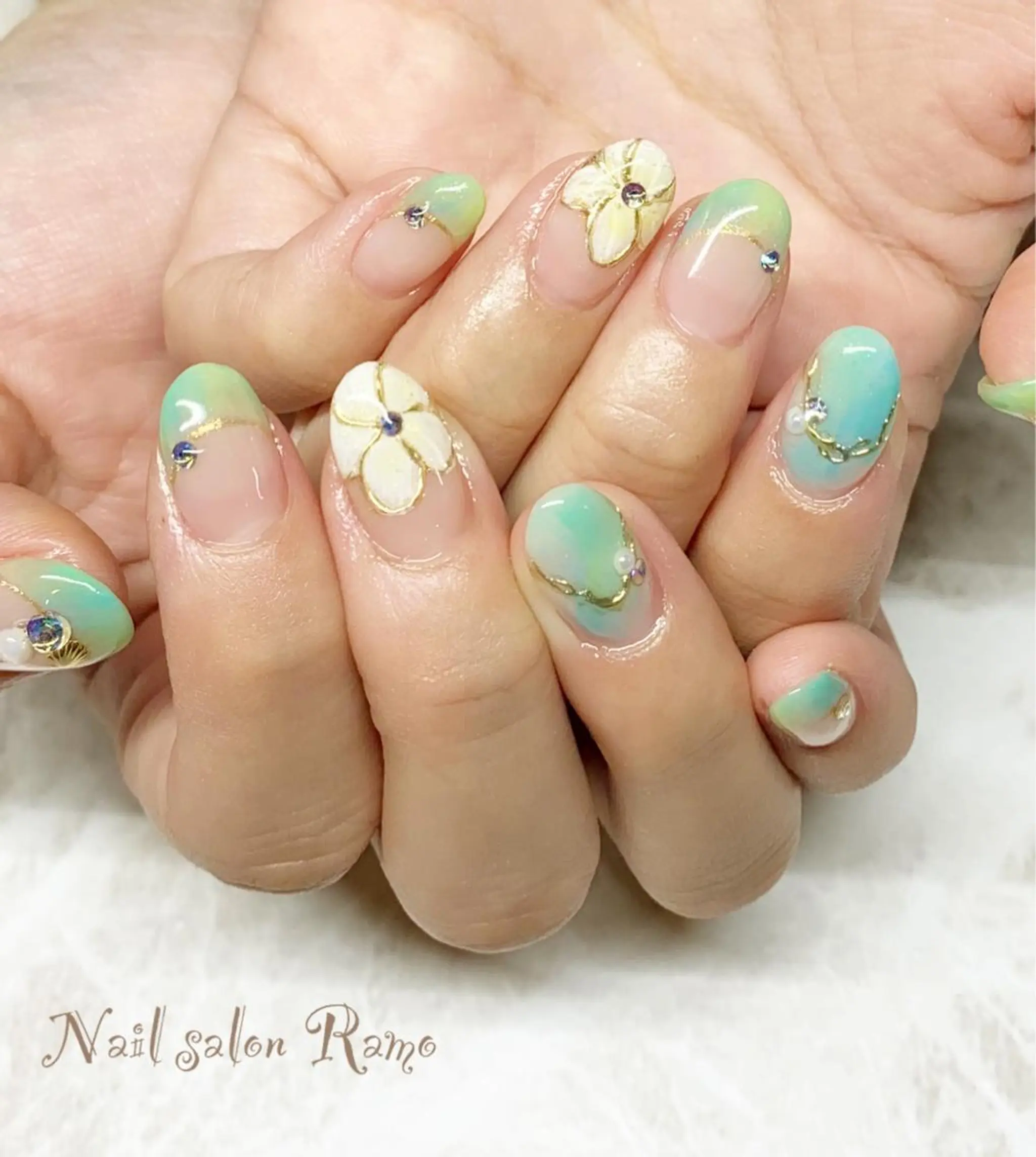 ネイル Nail salon Ramo所属・松田 祥子のネイルデザイン