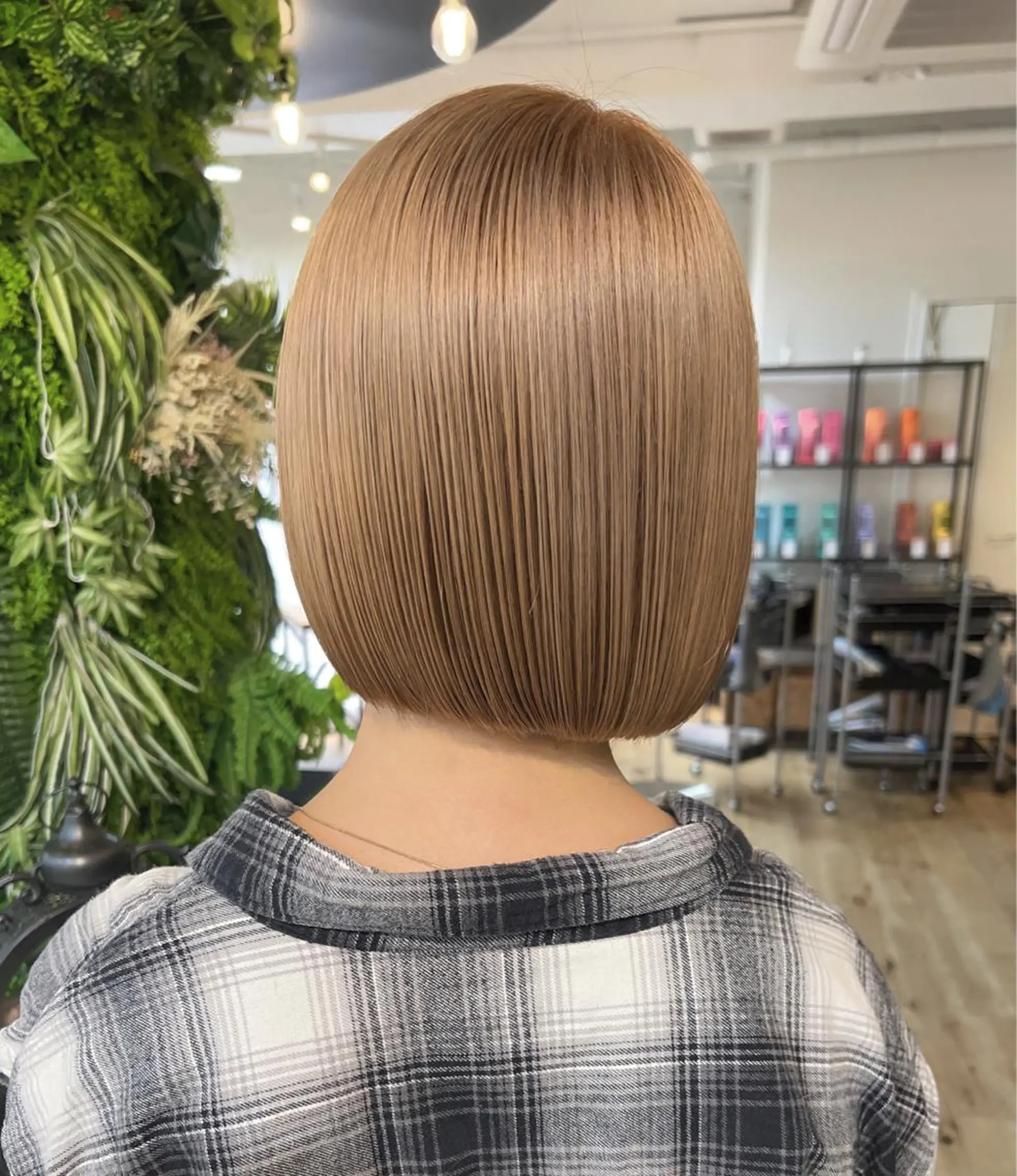 ショート カラー ベージュカラー ミルクティーベージュ カット ヘアカラー Pocket仙台 💚モエリのヘアスタイル