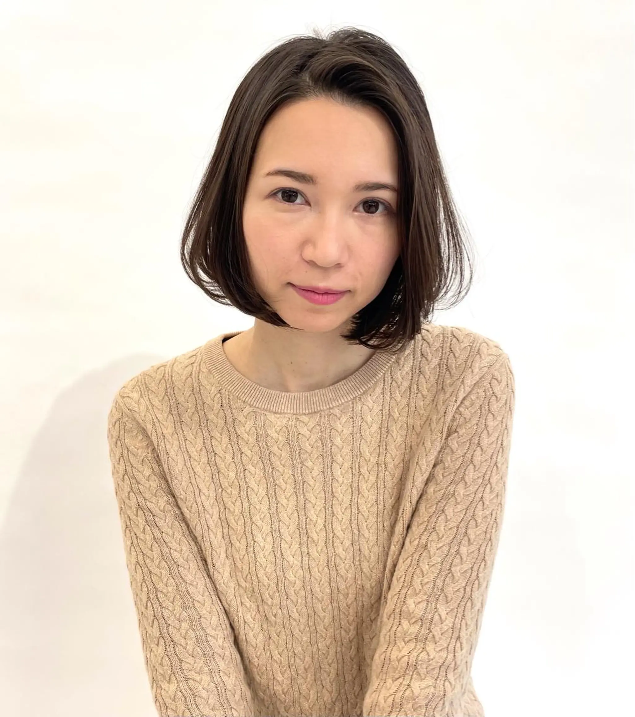ミディアム ボブ カット ヘッドスパ 岩上 充希のヘアスタイル