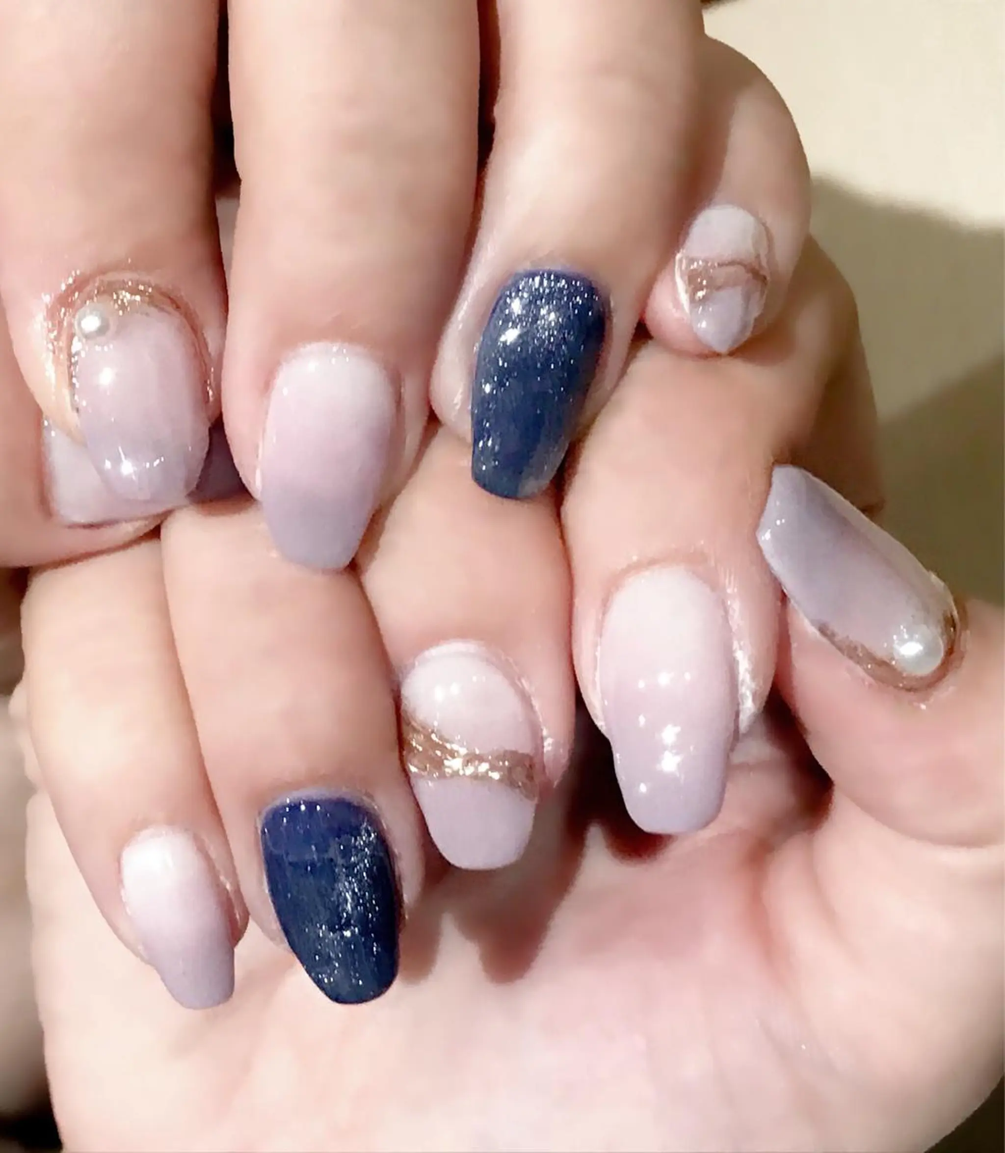 ネイル ジェルネイル グラデーション マグネットネイル ネイビー パープル Nyanco Nailのネイルデザイン