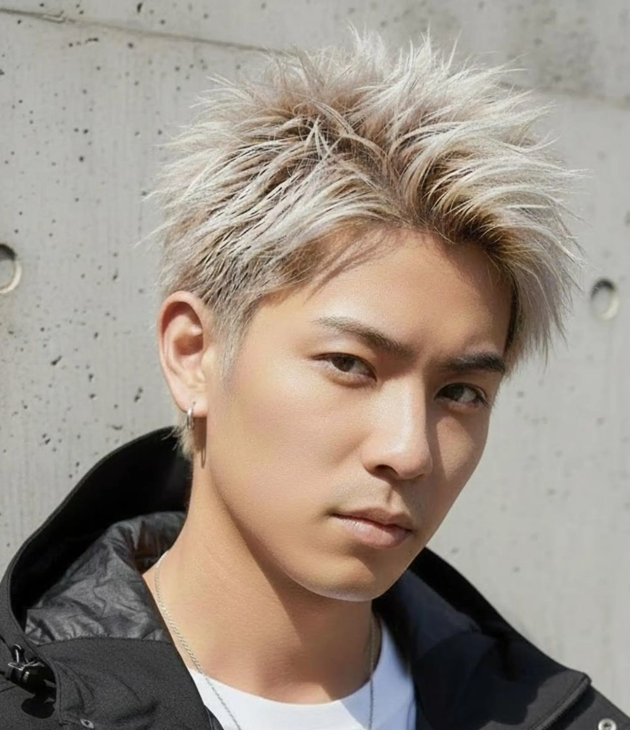 ショート カラー メンズ センターパート マッシュ メンズパーマ メンズショート ツーブロック カット 👾坂田 天音👾のヘアスタイル