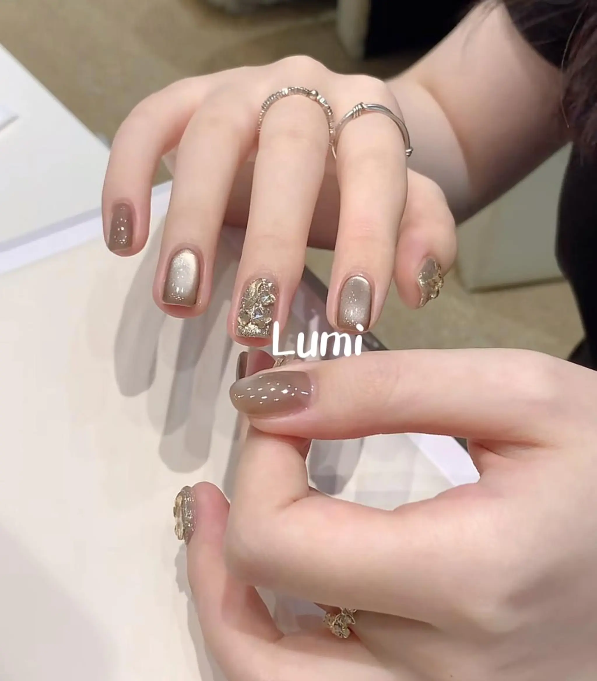 ネイル ツイードネイル 冬ネイル クリスマス 神崎 理沙のネイルデザイン