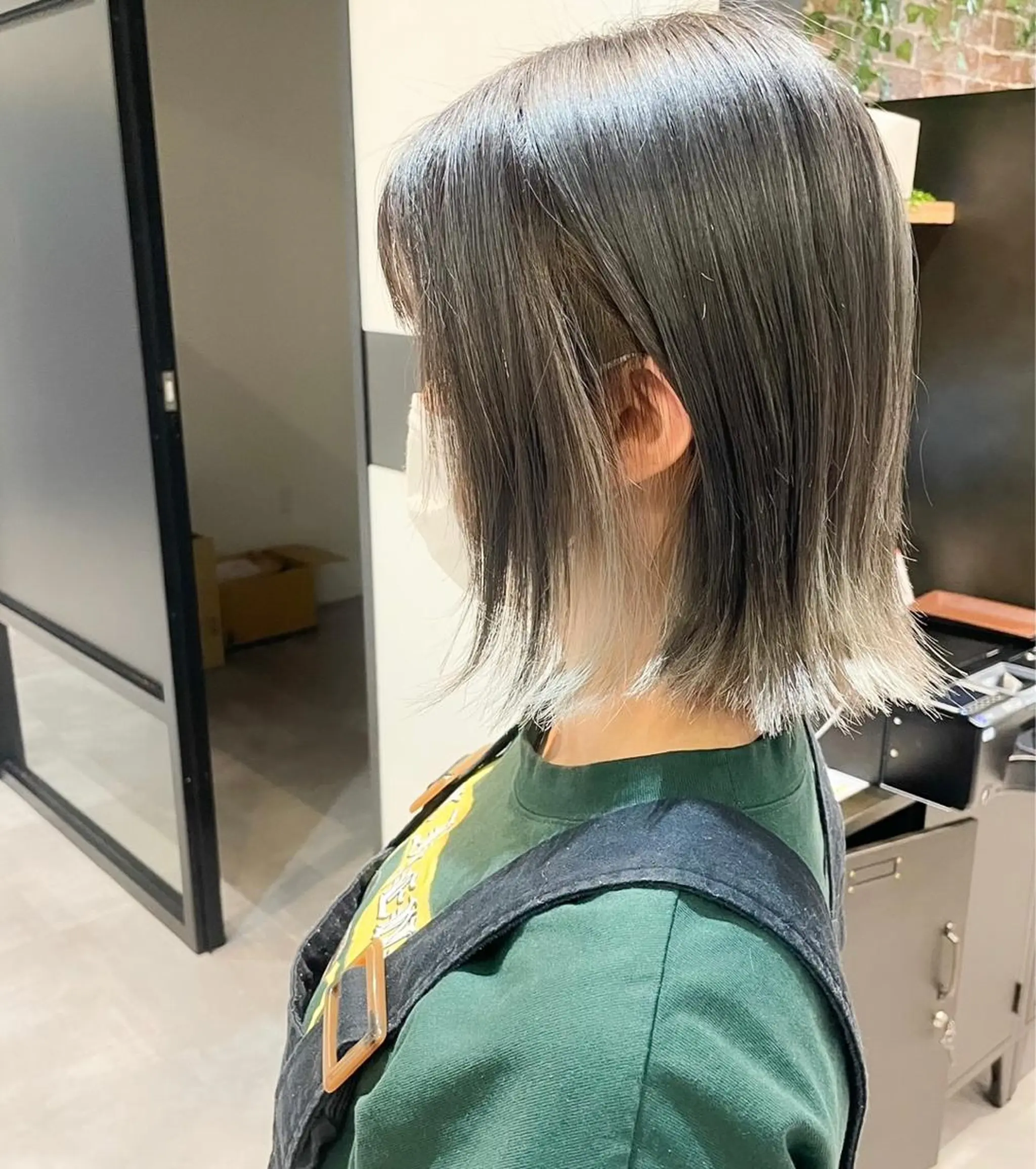 ショート ハイライト 髪質改善 レイヤーカット ショートヘア カット ヘアカラー トリートメント 【20代ダメージ毛に 髪質改善】のヘアスタイル