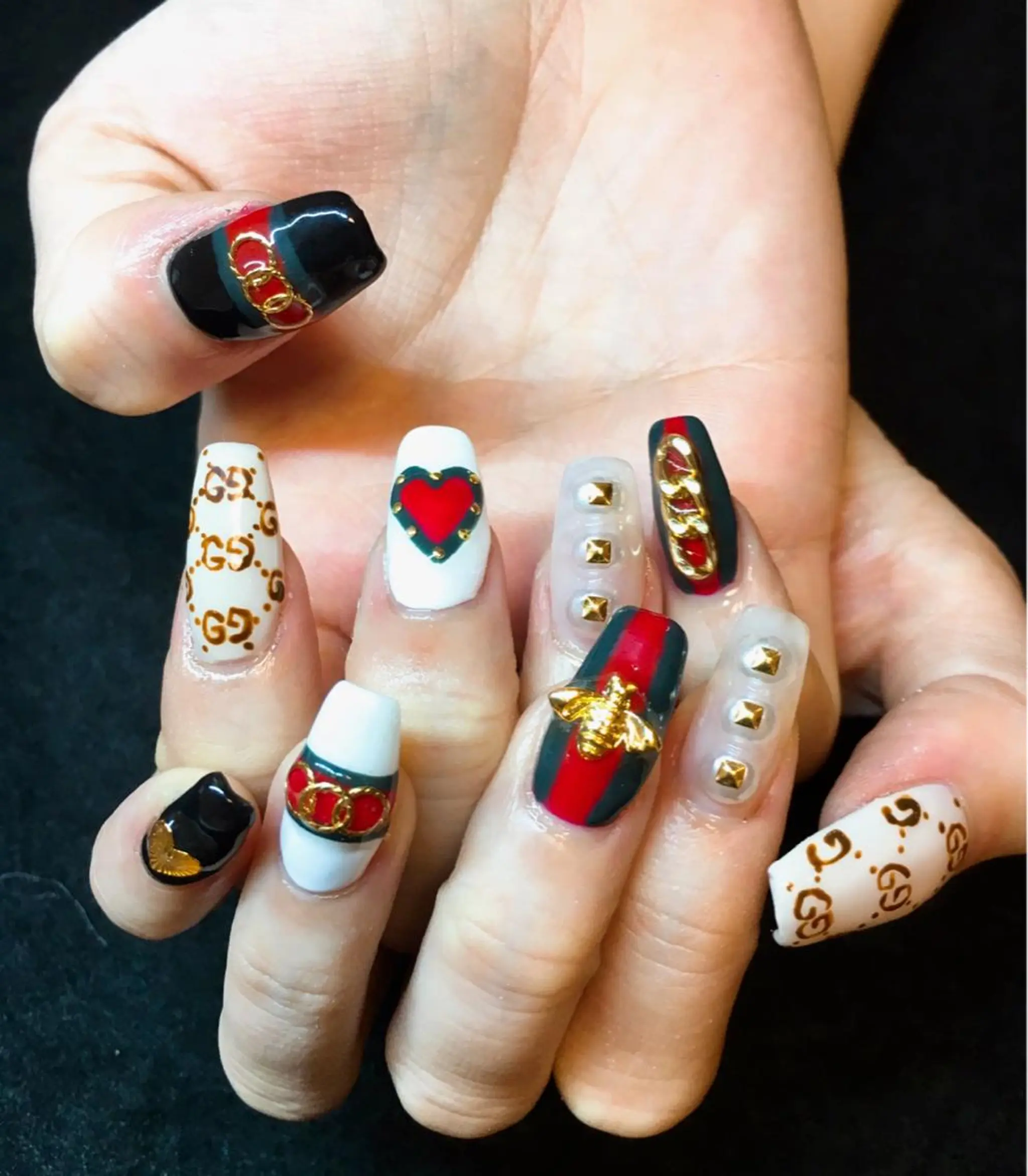 ネイル ジェルネイル スカルプネイル nailsalon sugarr所属・nailist cocoのネイルデザイン