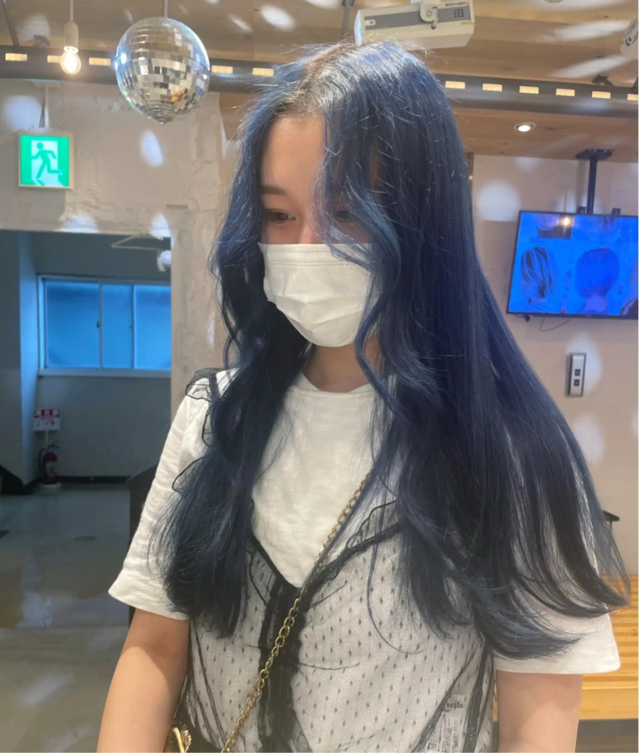 ロング カラー 艶ハイトーン👑♡ NATSUKIのヘアスタイル