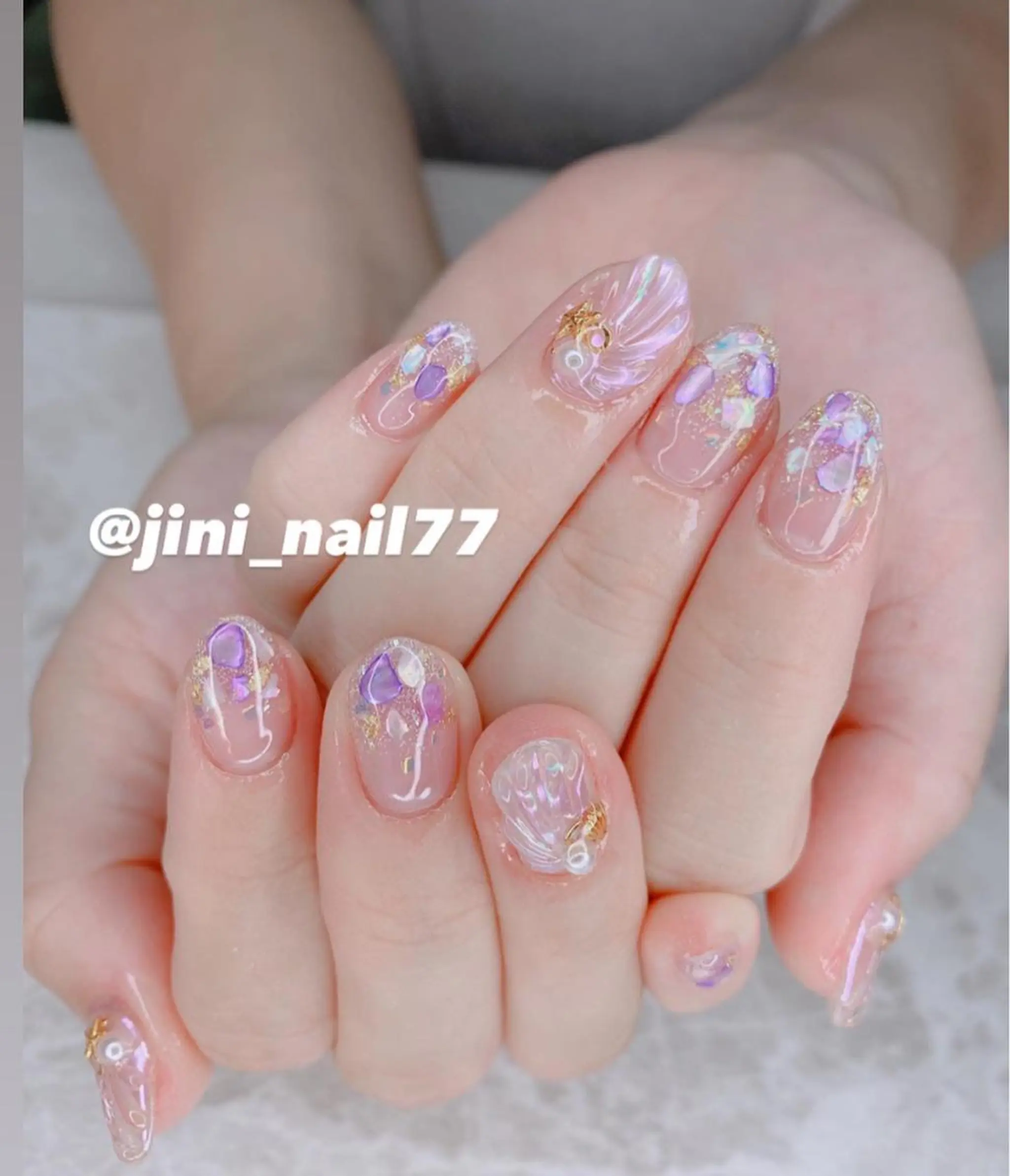 ネイル JINI NAIL所属・ジニ ネイルのネイルデザイン