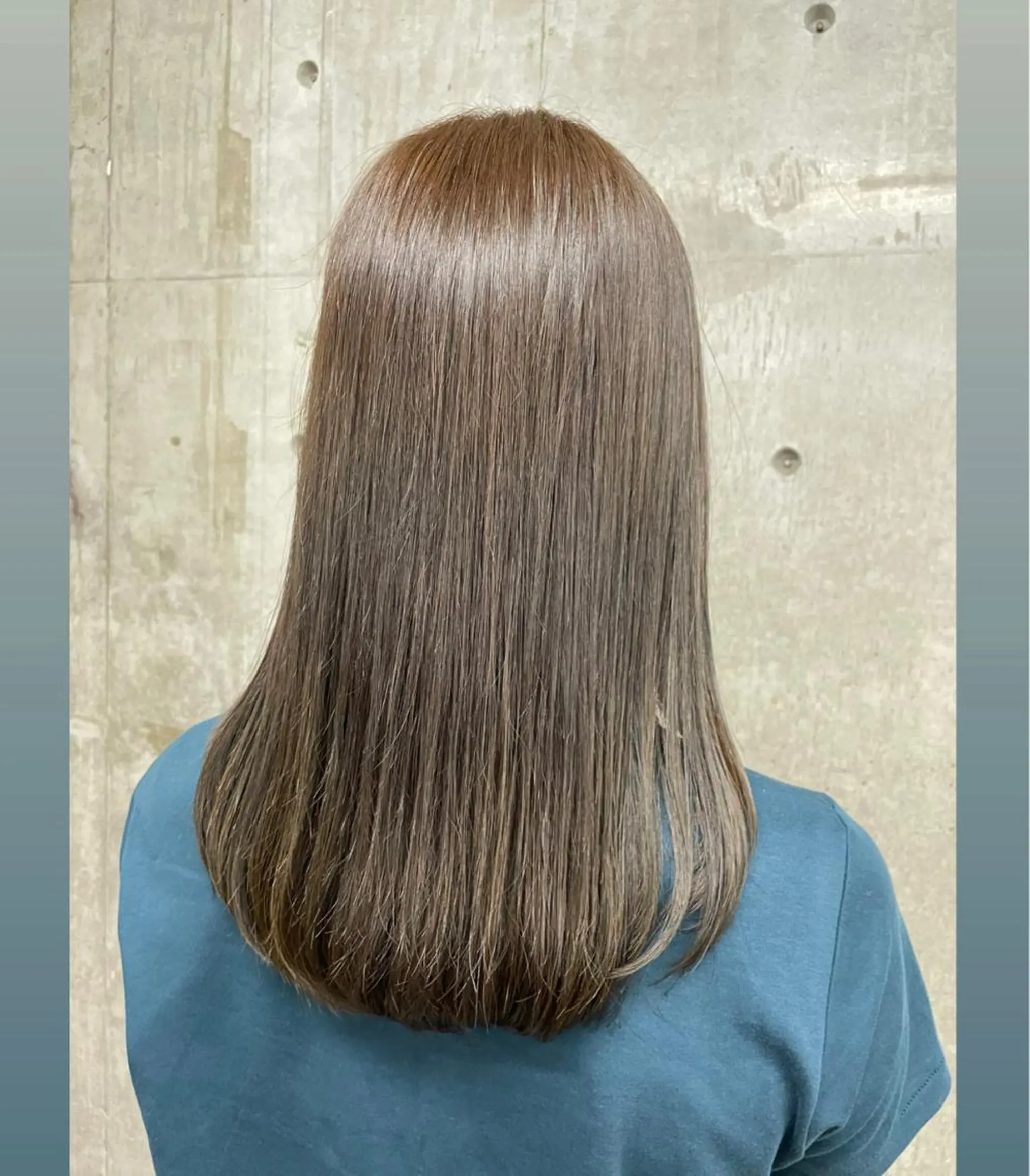 ロング カラー ベージュカラー ブラウンカラー カット ヘアカラー トリートメント ボブ/透明感カラー EMIRIのヘアスタイル