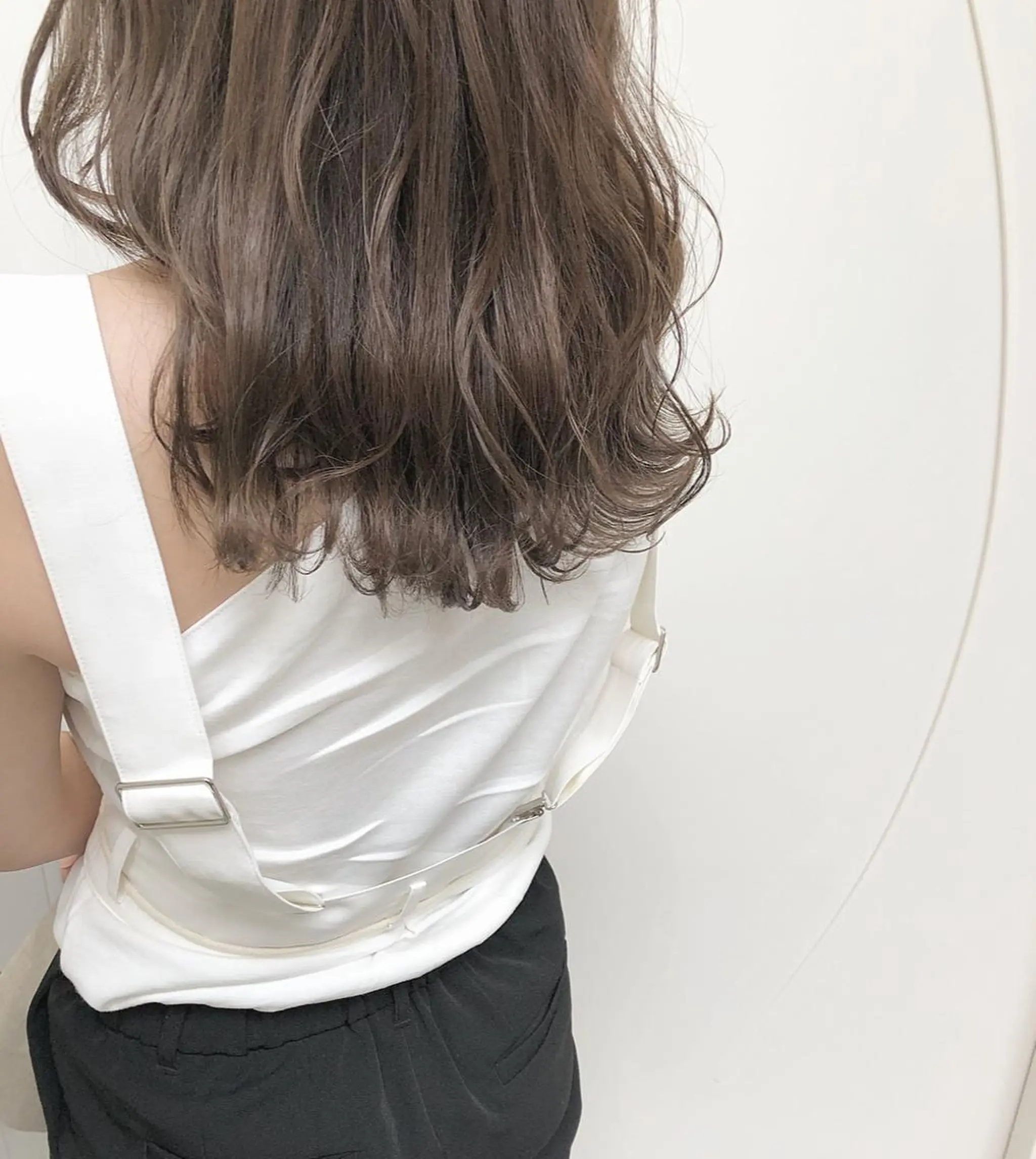 ロング カラー グレージュ ヘアカラー トリートメント autre所属・大久保 ひでなりのヘアスタイル