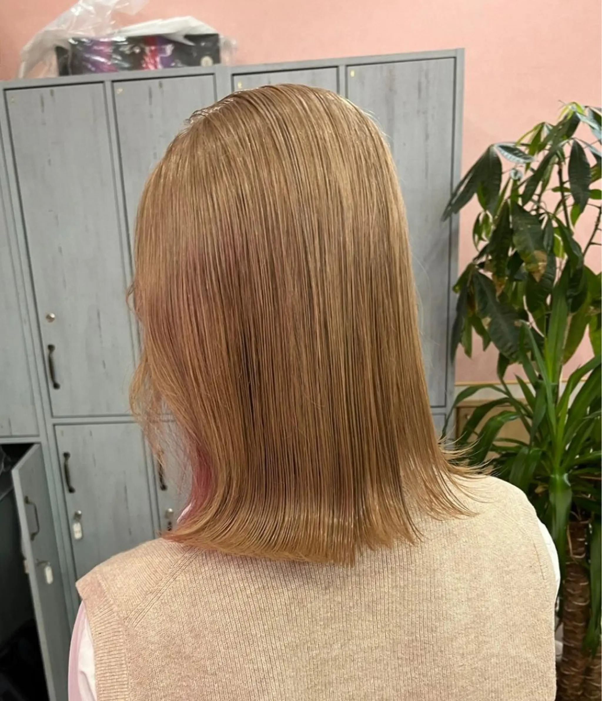 ミディアム カラー NEWONE所属・ハイトーン特化🌟 LEONのヘアスタイル