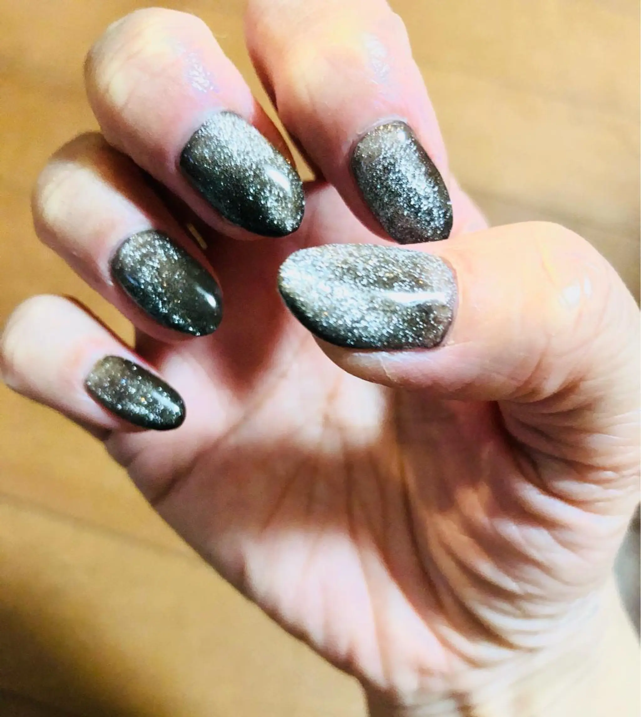 ネイル ジェルネイル マグネットネイル ワンカラーネイル Ｈ3（エイチスリー）所属・H3 hitoのネイルデザイン