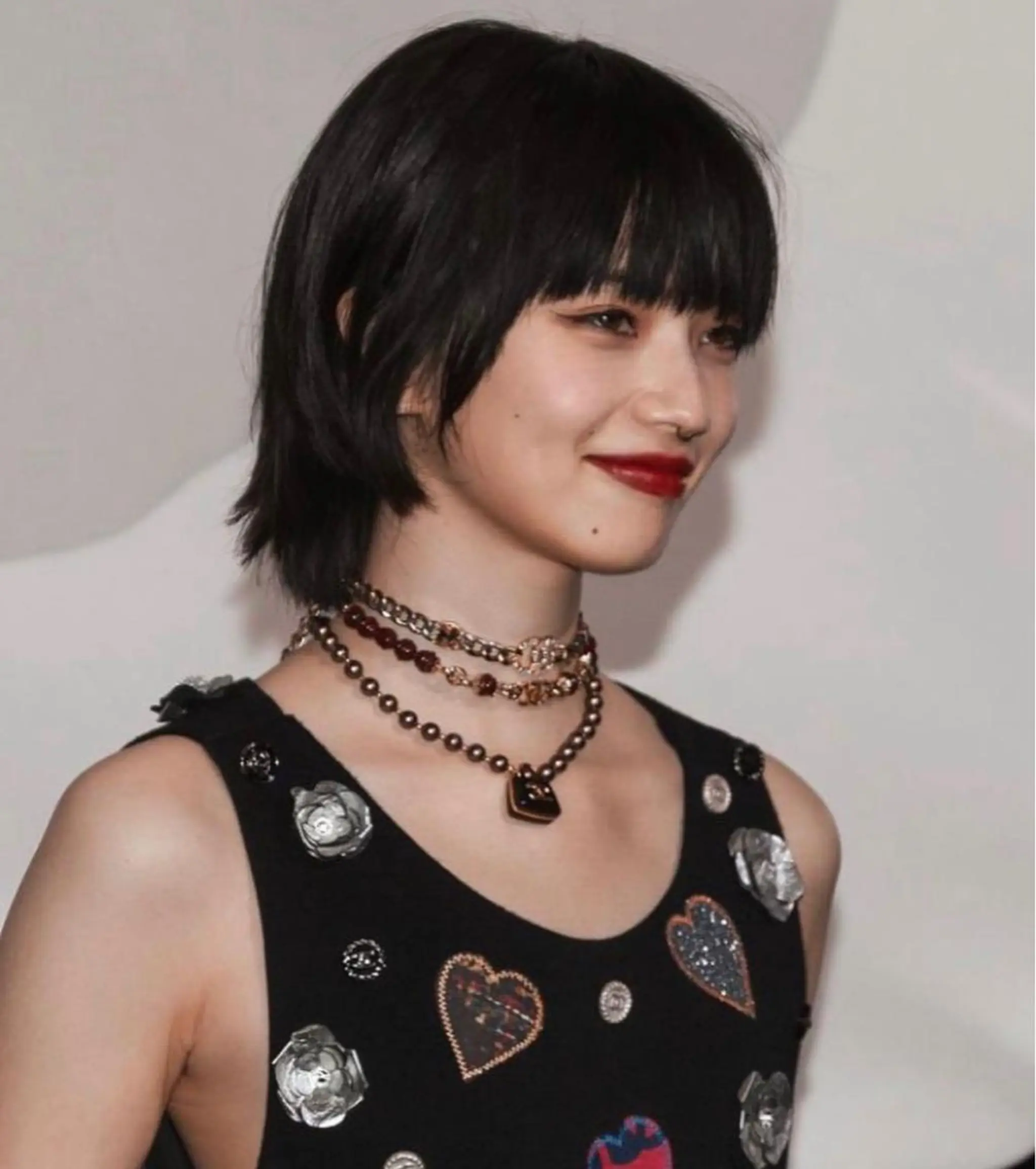 莉乃/縮毛矯正/髪質 改善/艶カラーのヘアスタイル