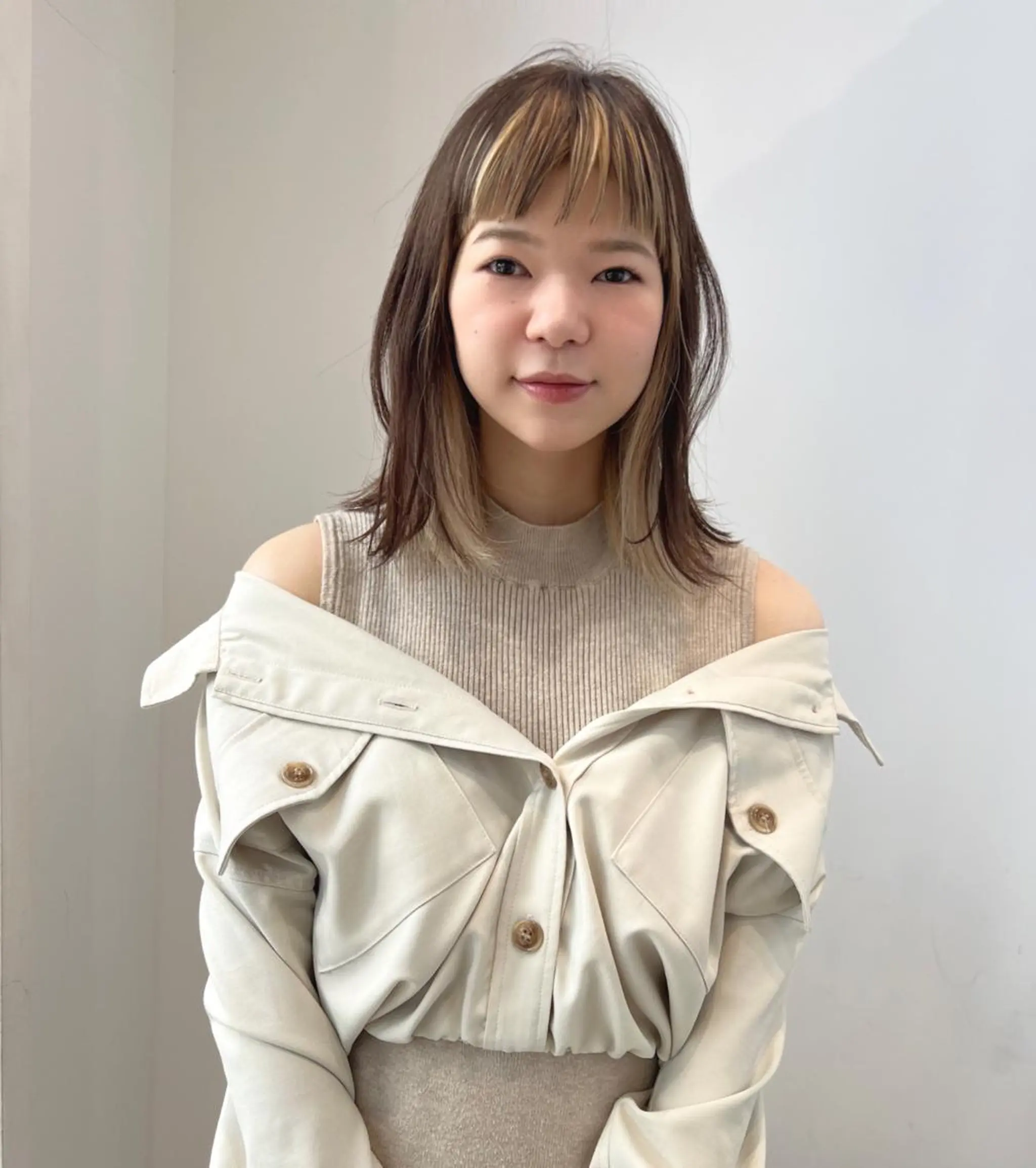 ミディアム カラー ゴートゥデイシェアサロン所属・era shioriのヘアスタイル