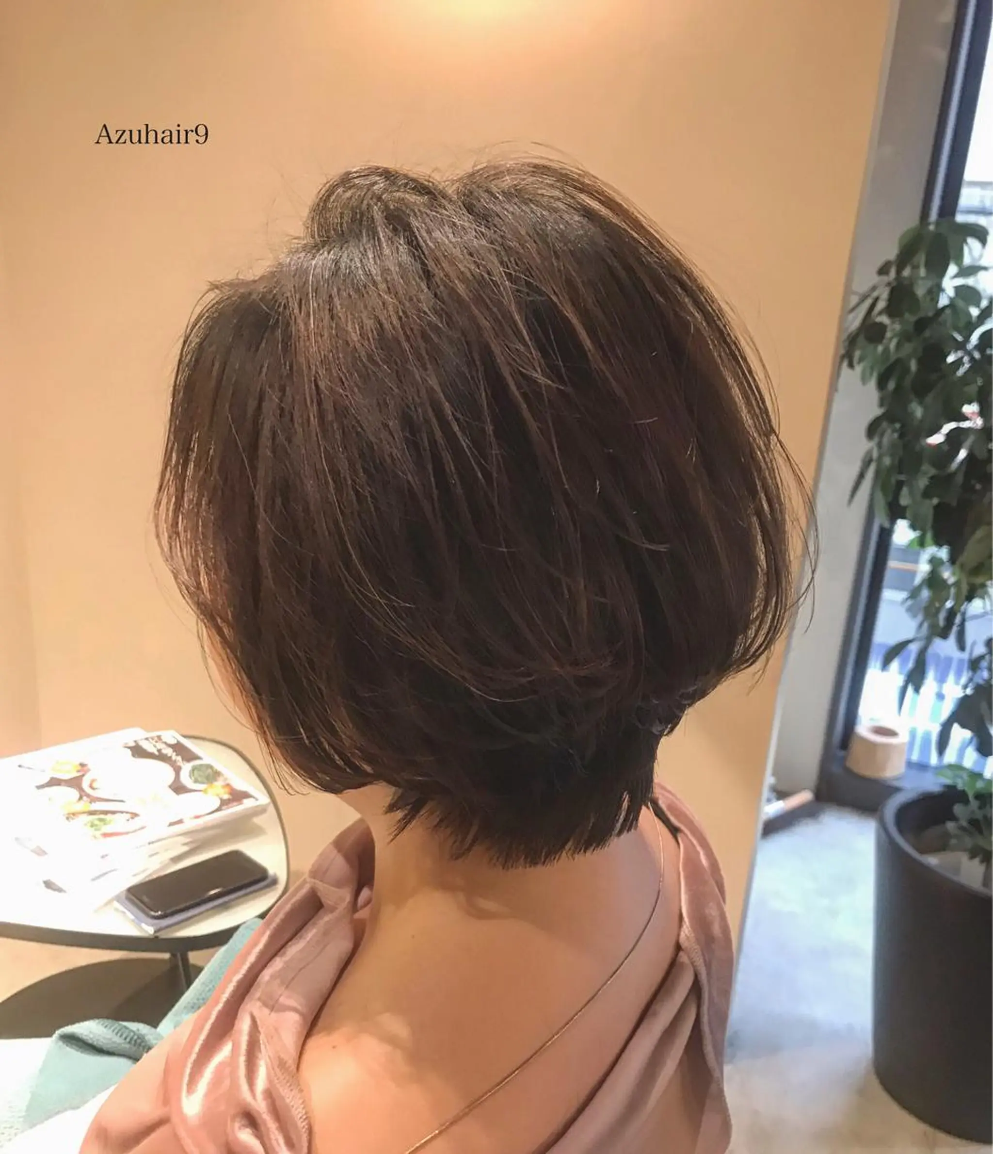 ショート カラー ショートボブ ブラウンカラー ボブ ショートヘア R HAIR SALON所属・RHAIRSALON 西山梓のヘアスタイル